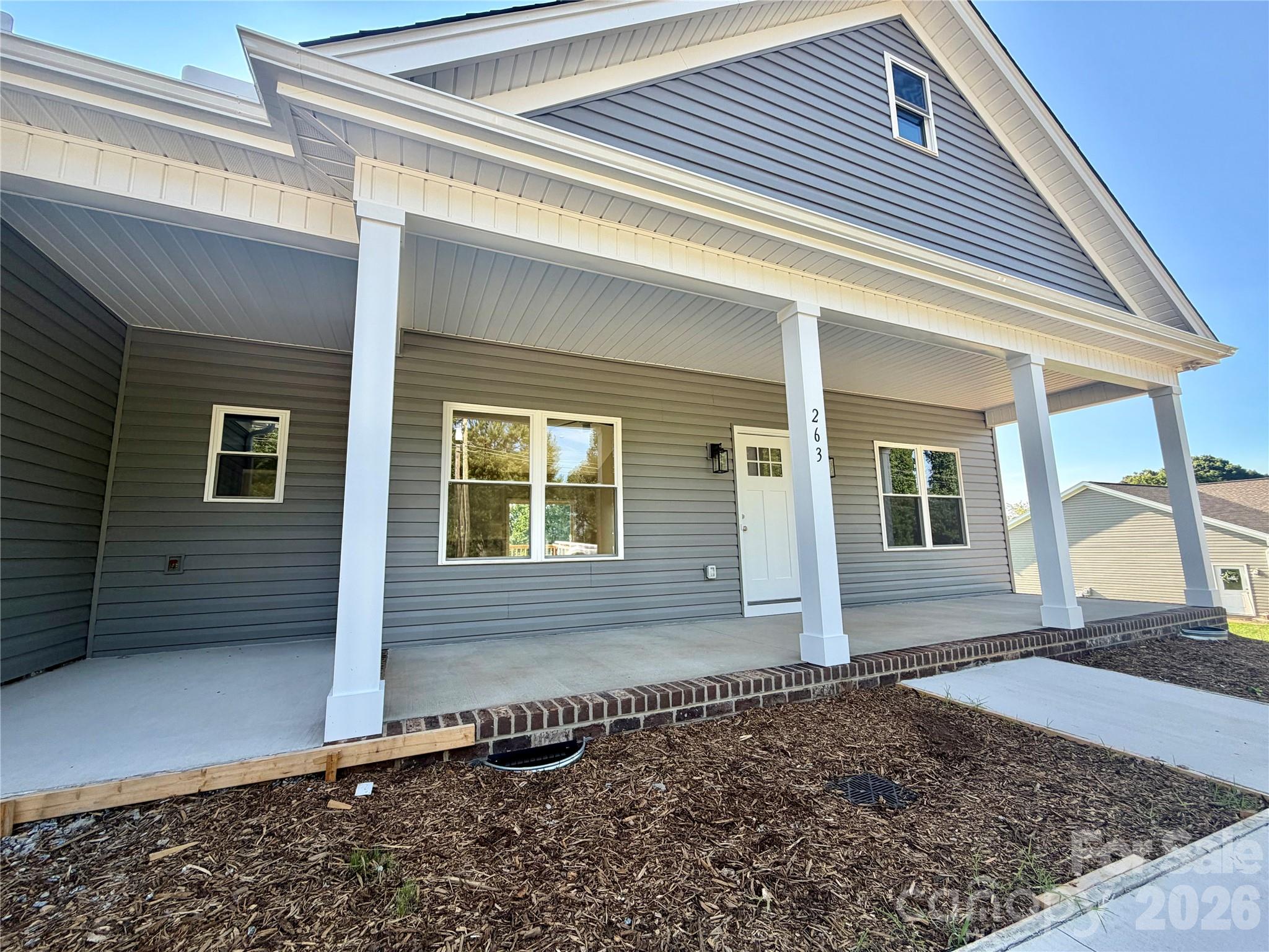 263 C I Chapman Court Property Photo 4