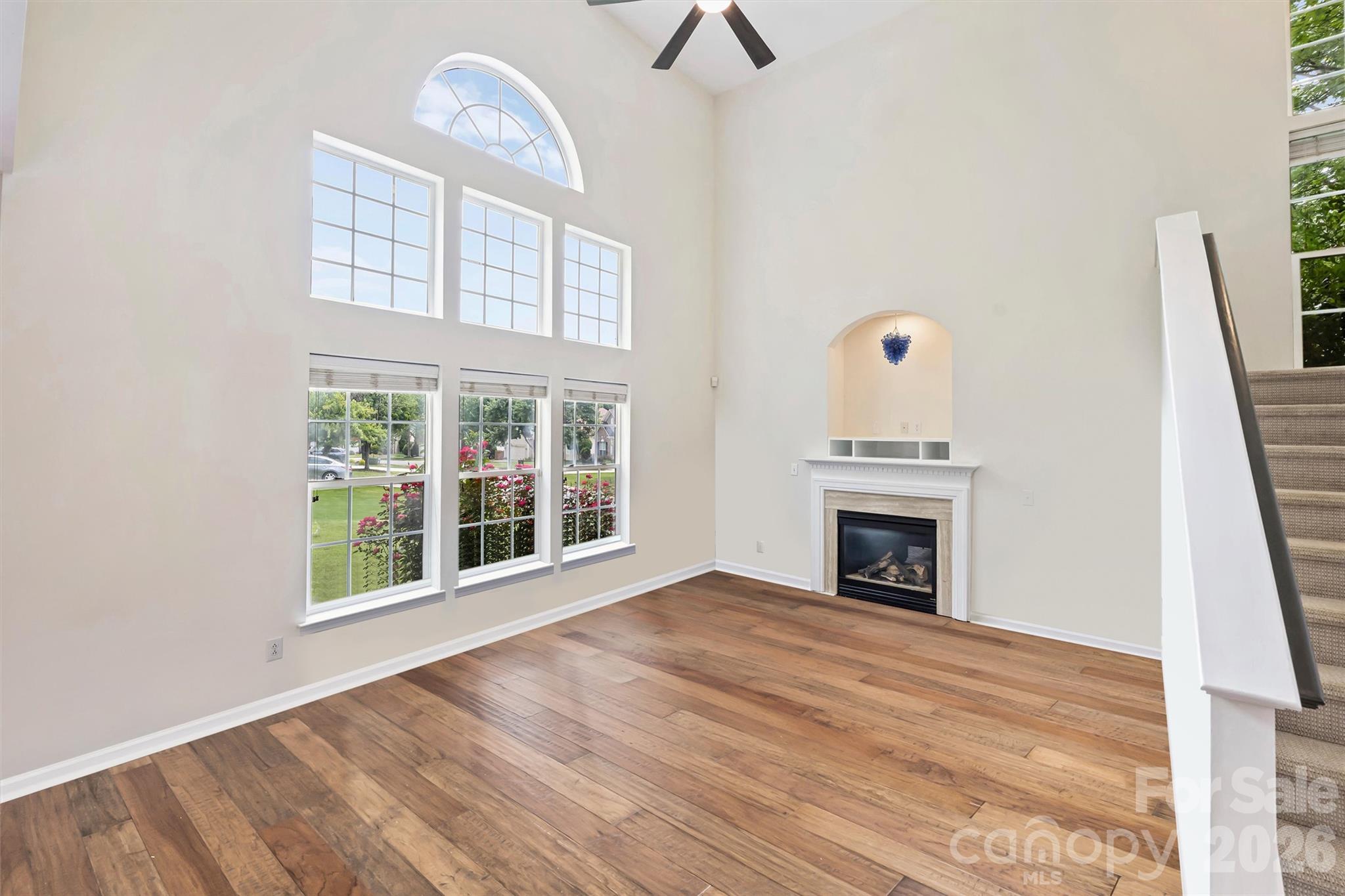 9318 Autumn Applause Drive Property Photo 10