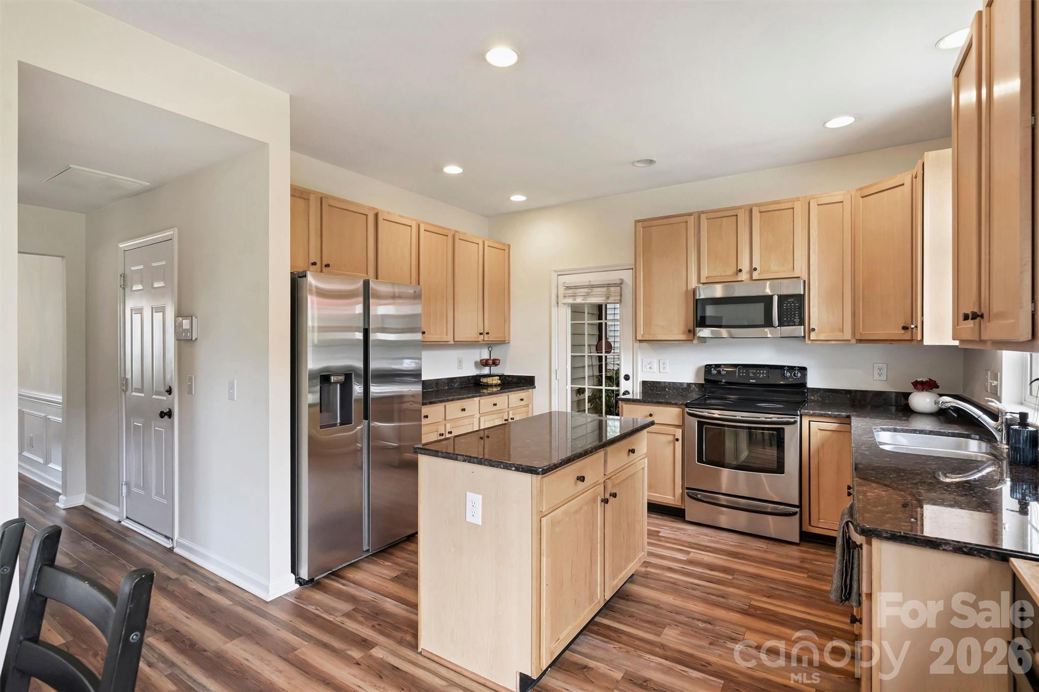 9318 Autumn Applause Drive Property Photo 18
