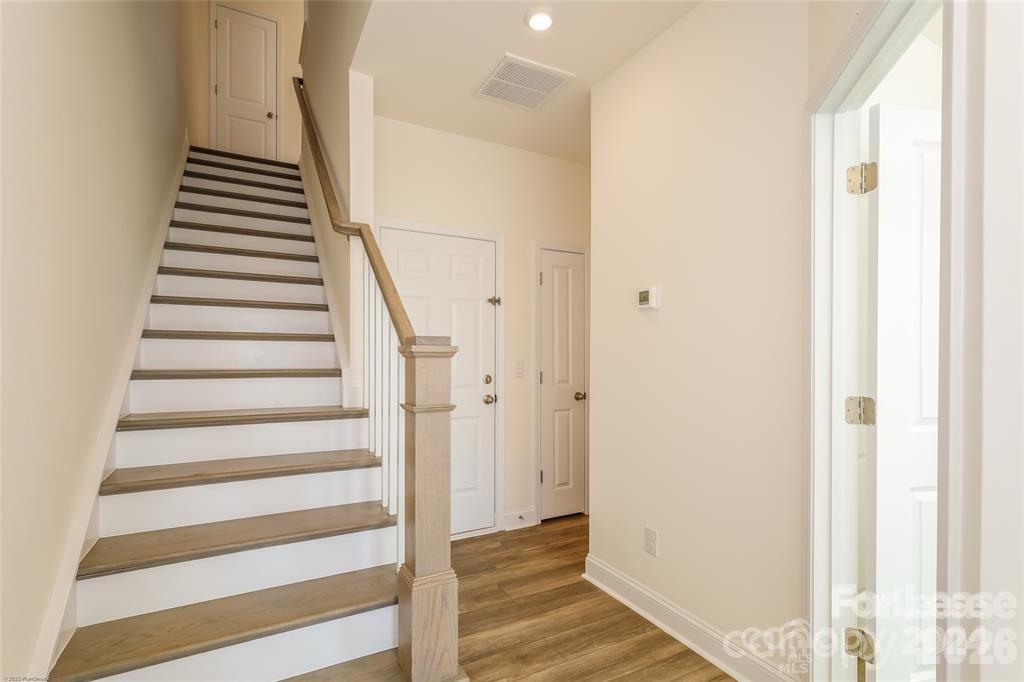 1005 S Mission Lane C2 Property Photo 13