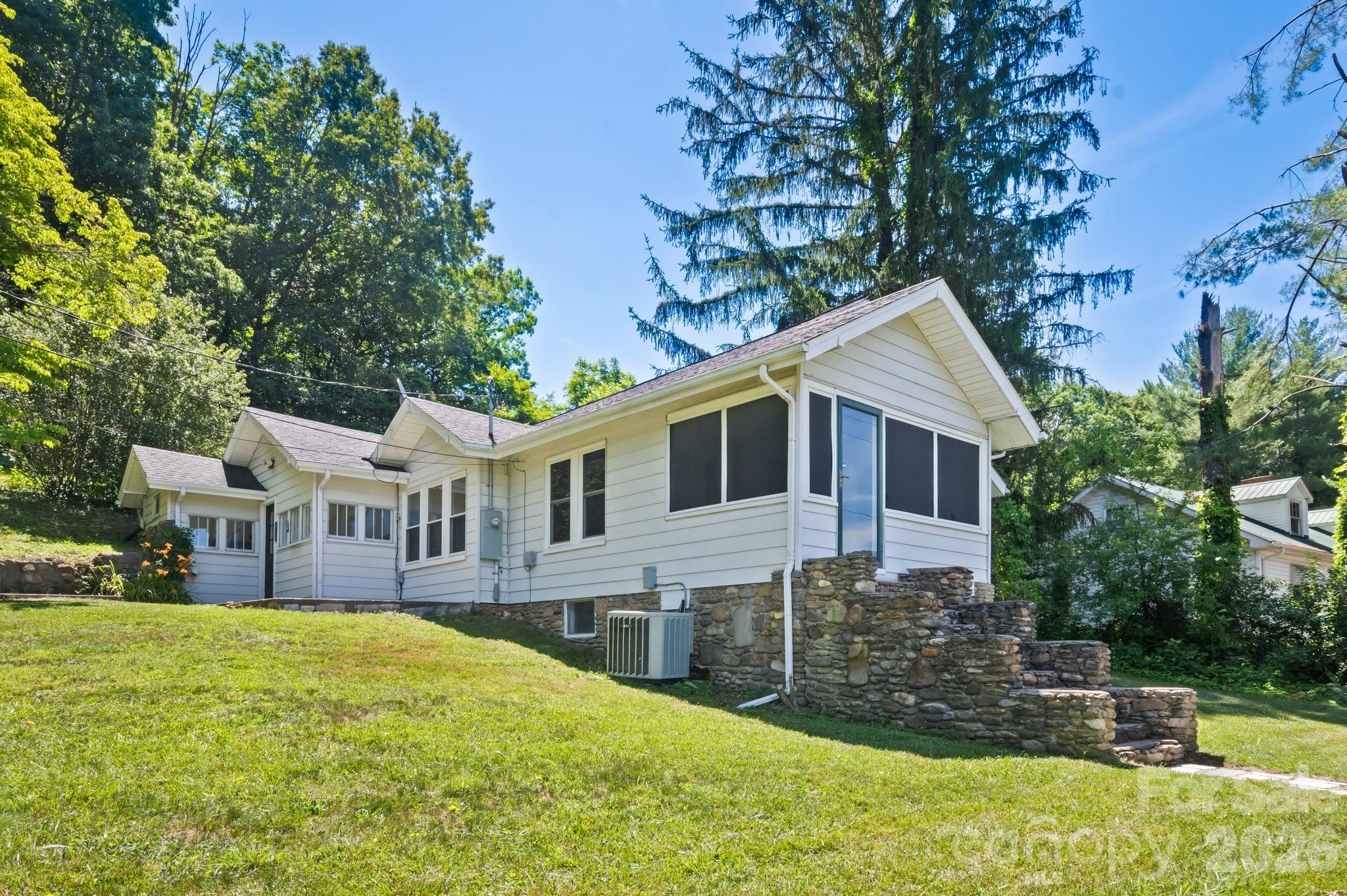 441 Main Street Property Photo 18