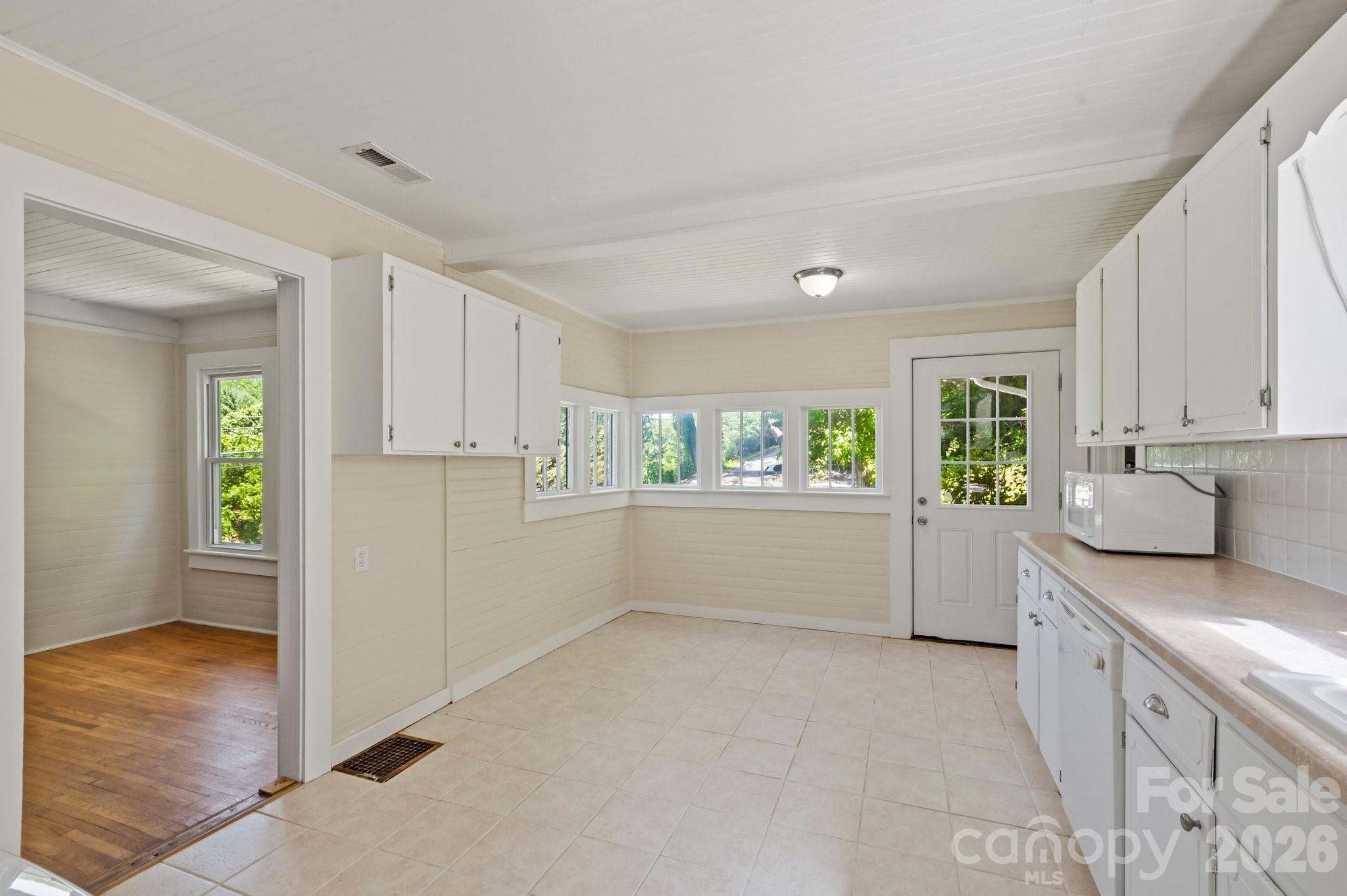 441 Main Street Property Photo 36