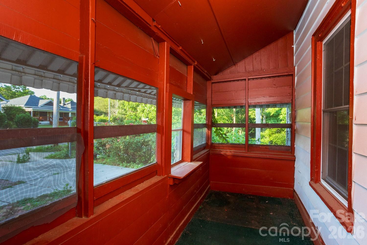 91 Clingman Avenue Property Photo 20