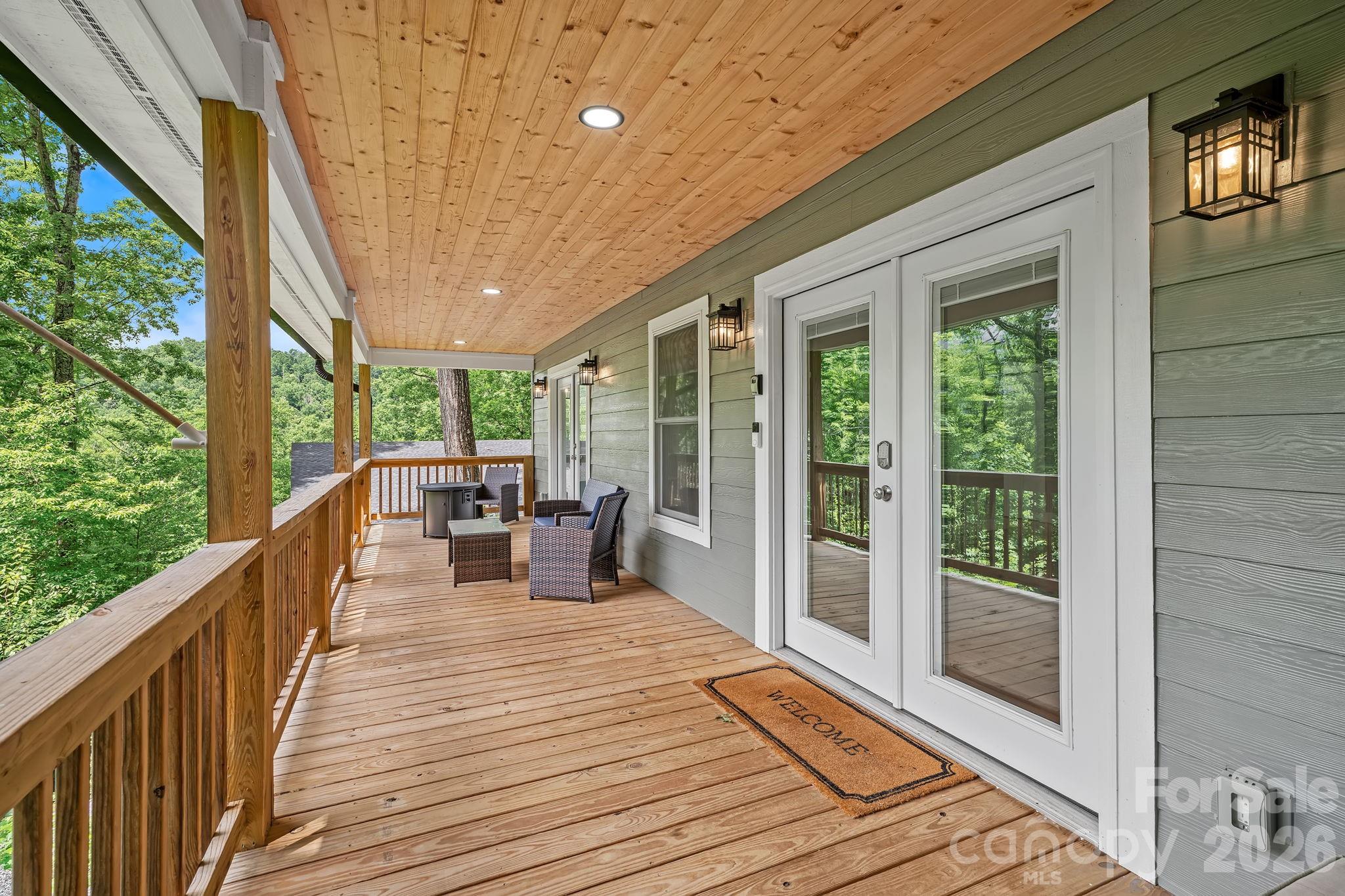 30 Sleeping Bear Ridge Property Photo 3