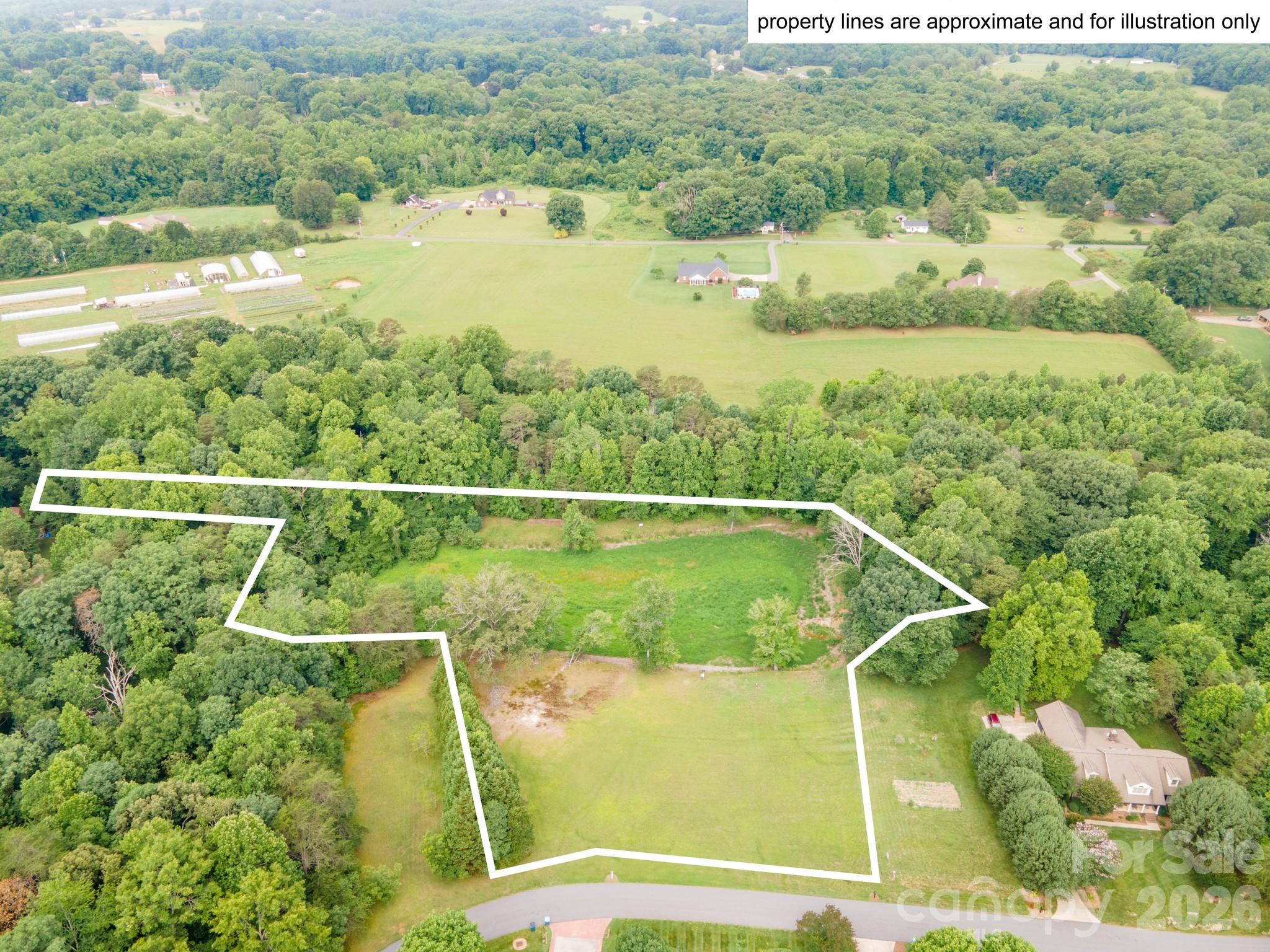 1147 Creekside Drive Property Photo 4
