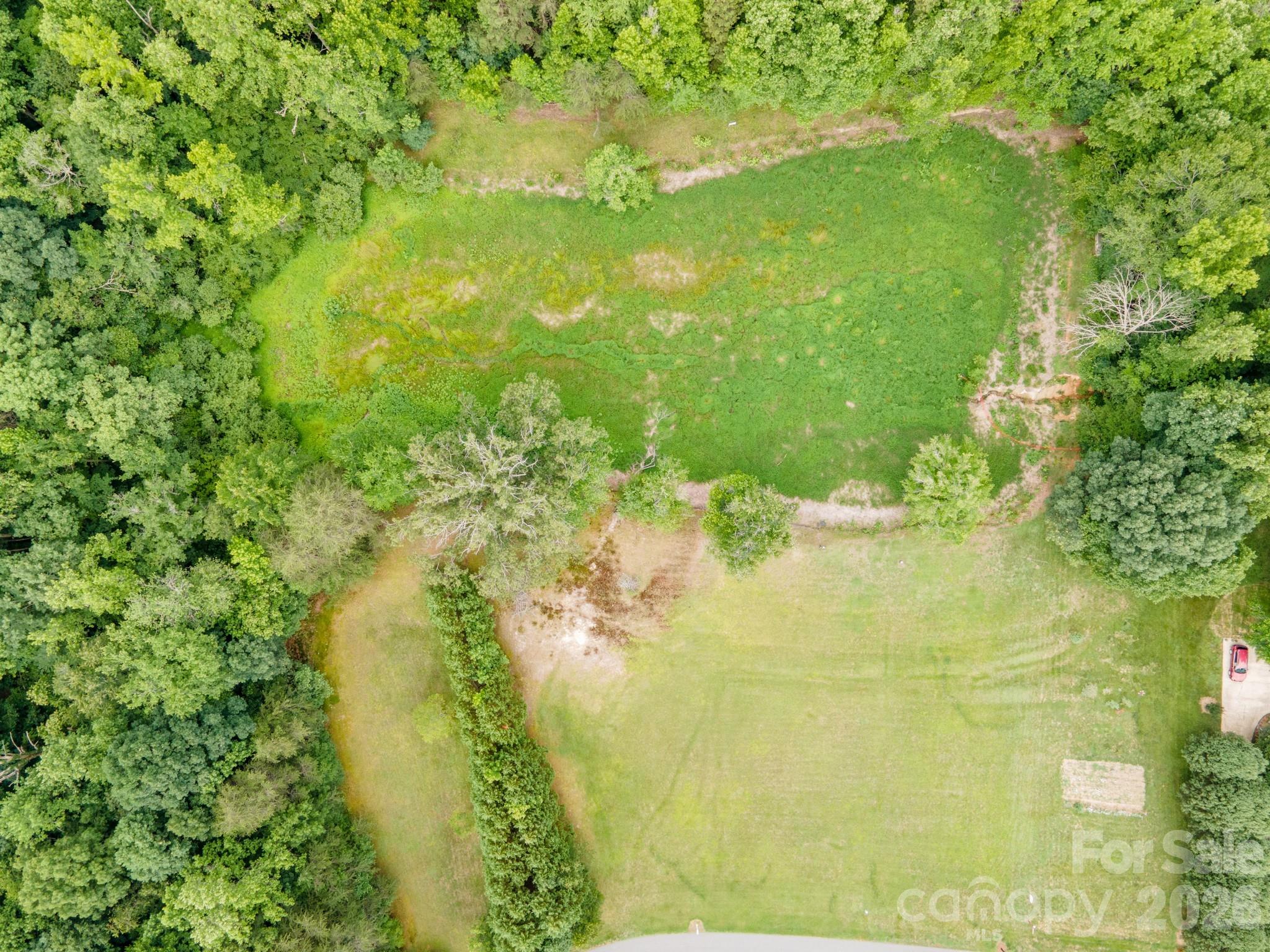 1147 Creekside Drive Property Photo 7