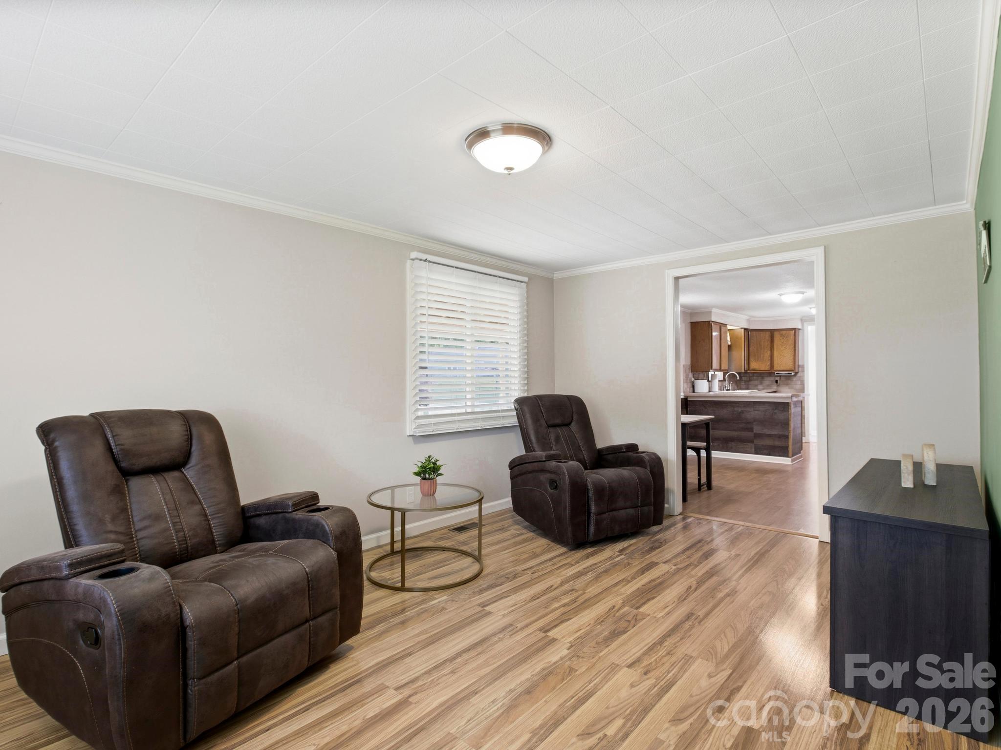 407 Hall Street Property Photo 10