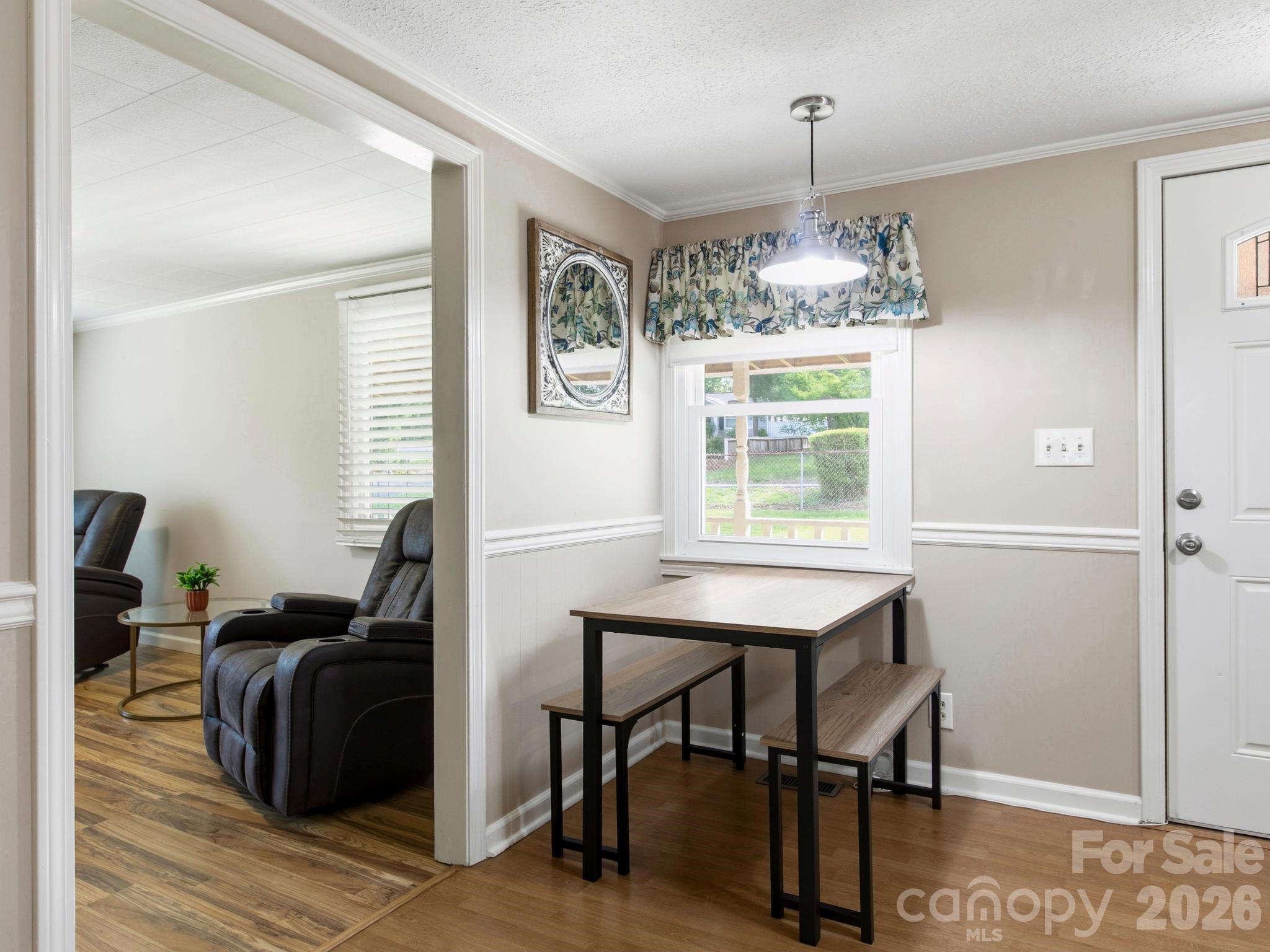 407 Hall Street Property Photo 13