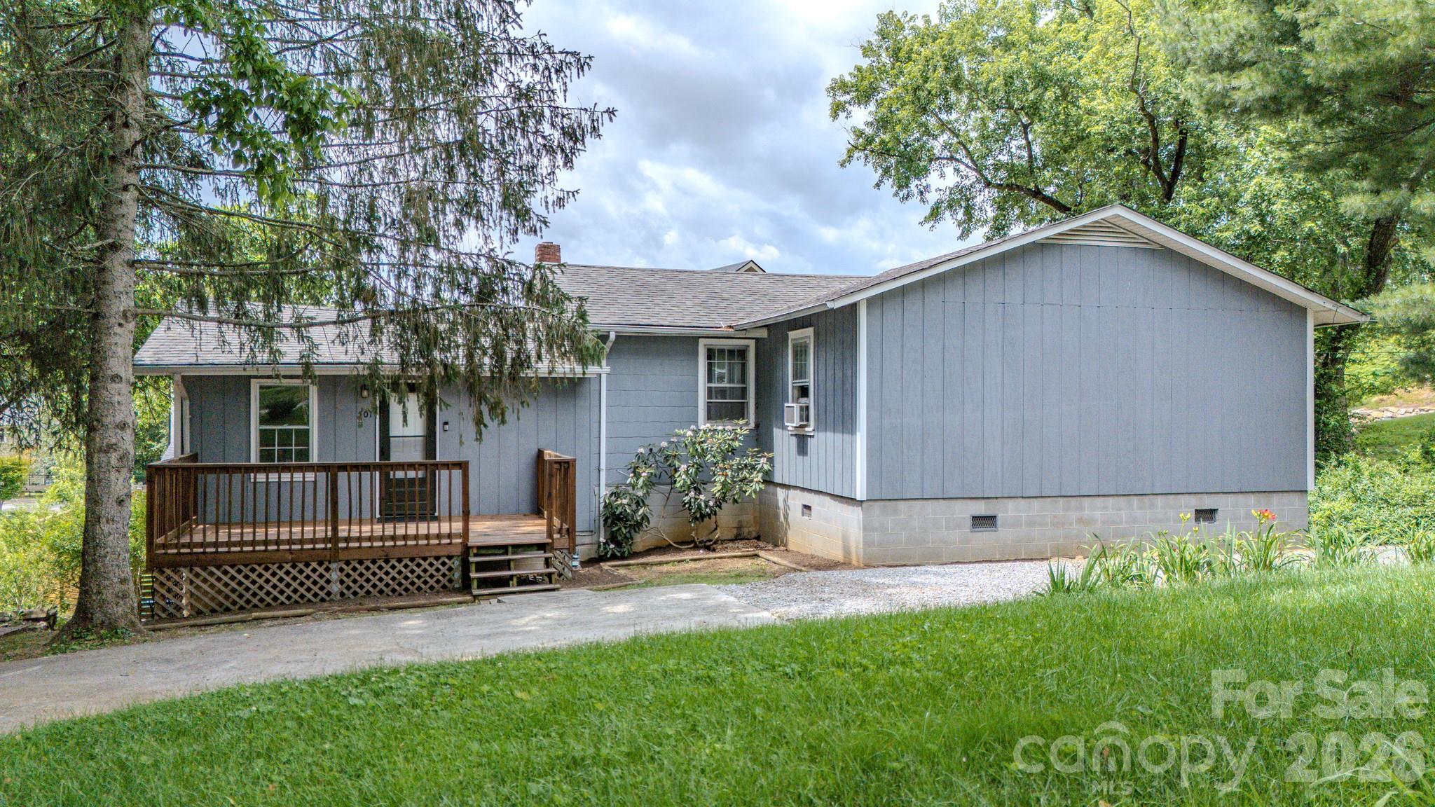 501 Fairview Road Property Photo 1