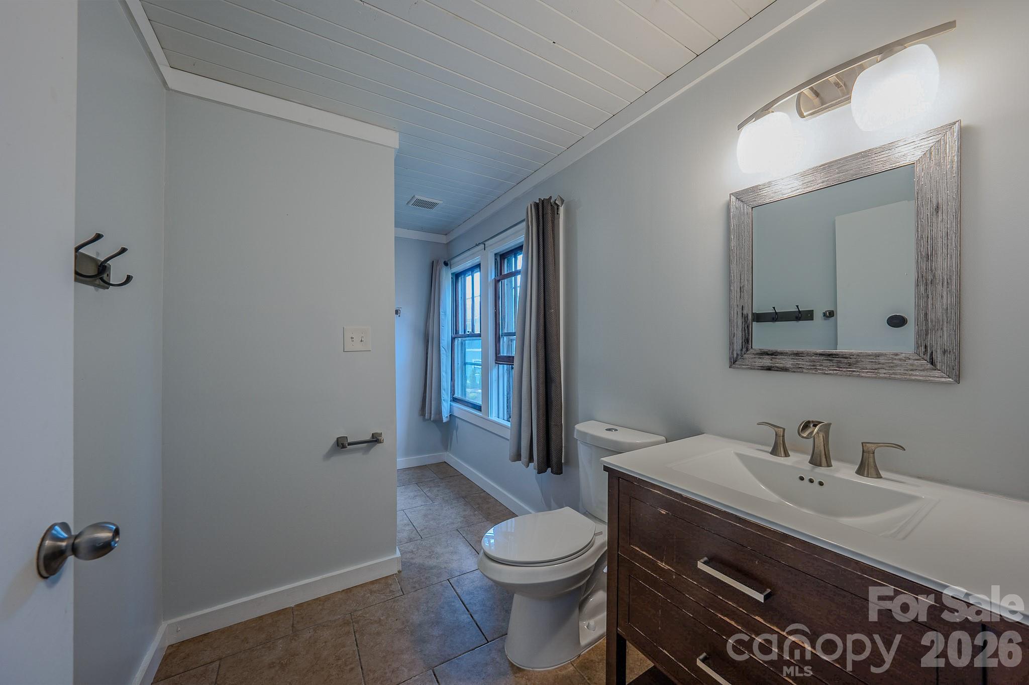 501 Fairview Road Property Photo 13