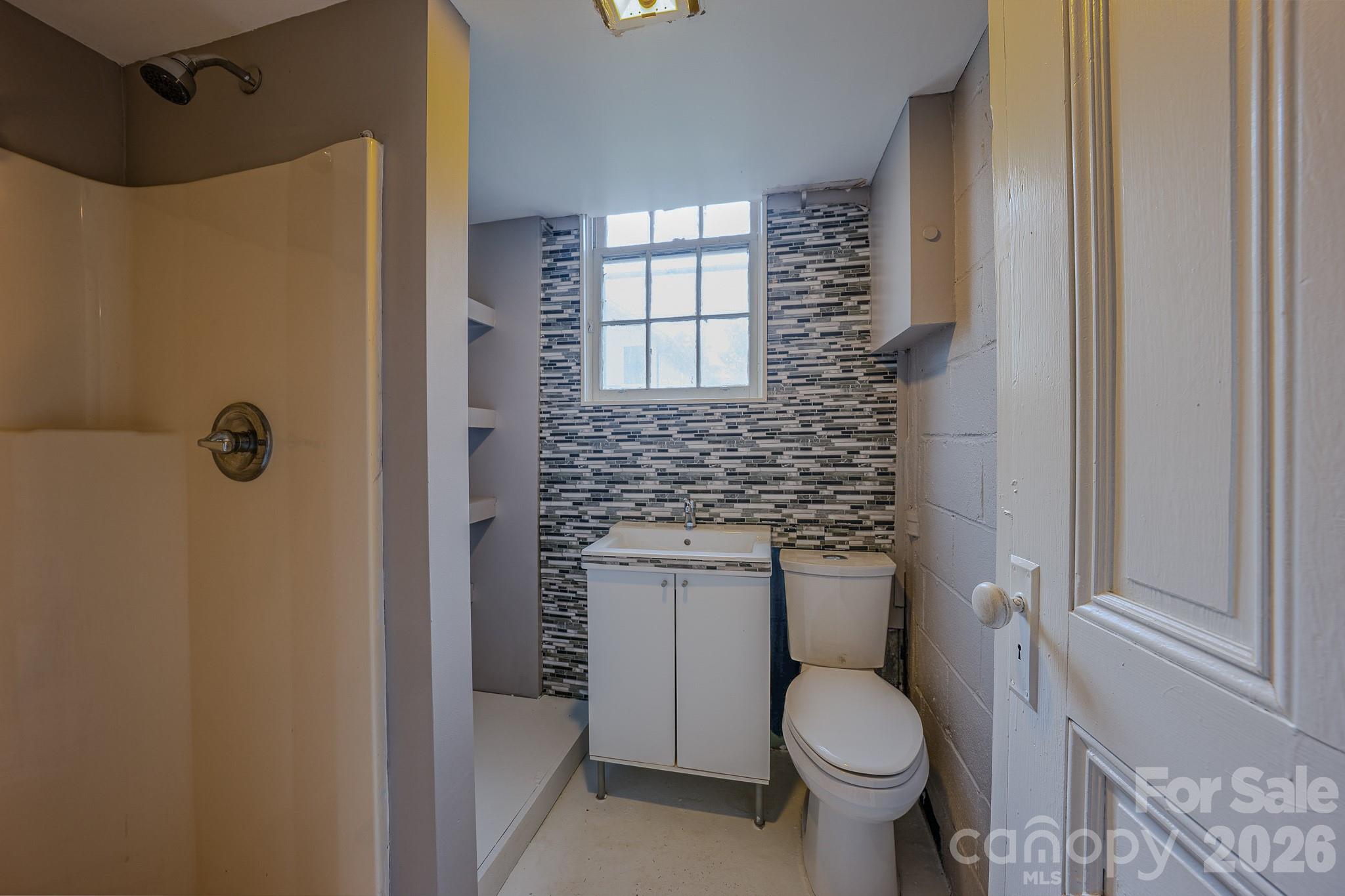 501 Fairview Road Property Photo 24