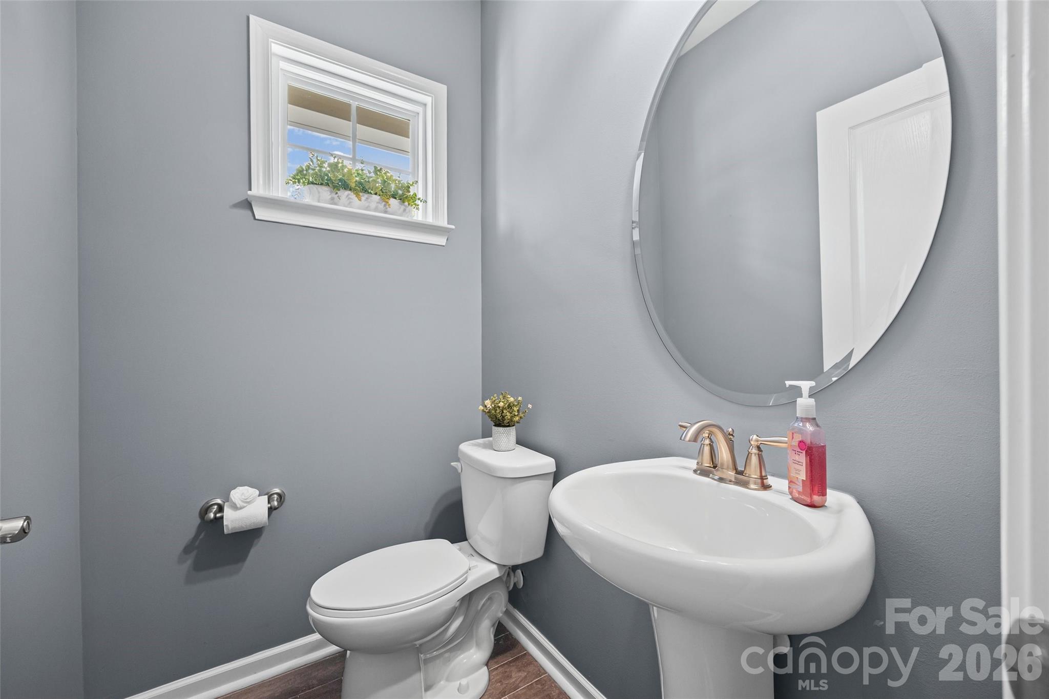 5125 Mount Clare Lane Property Photo 5