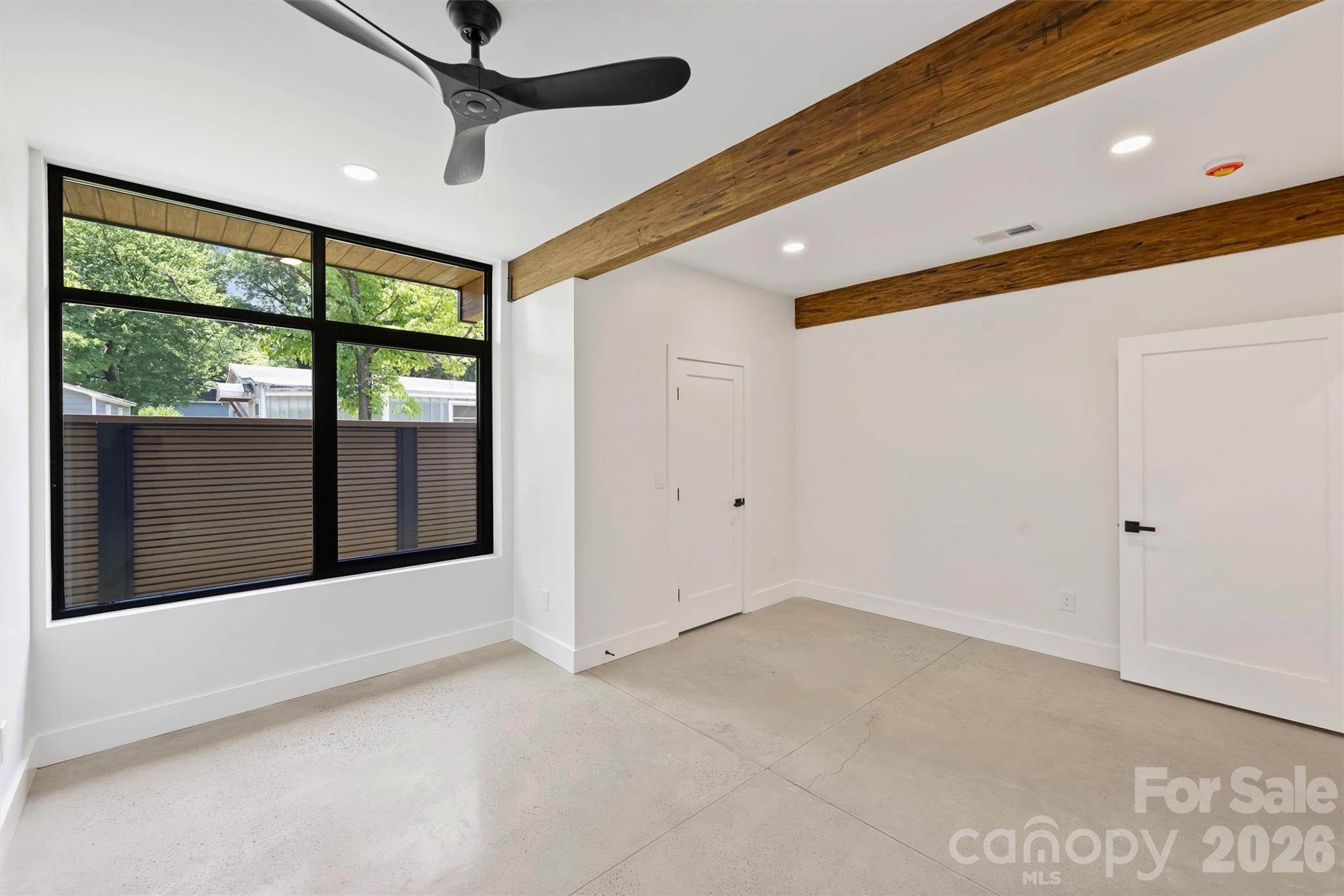 704 Charles Avenue Property Photo 35