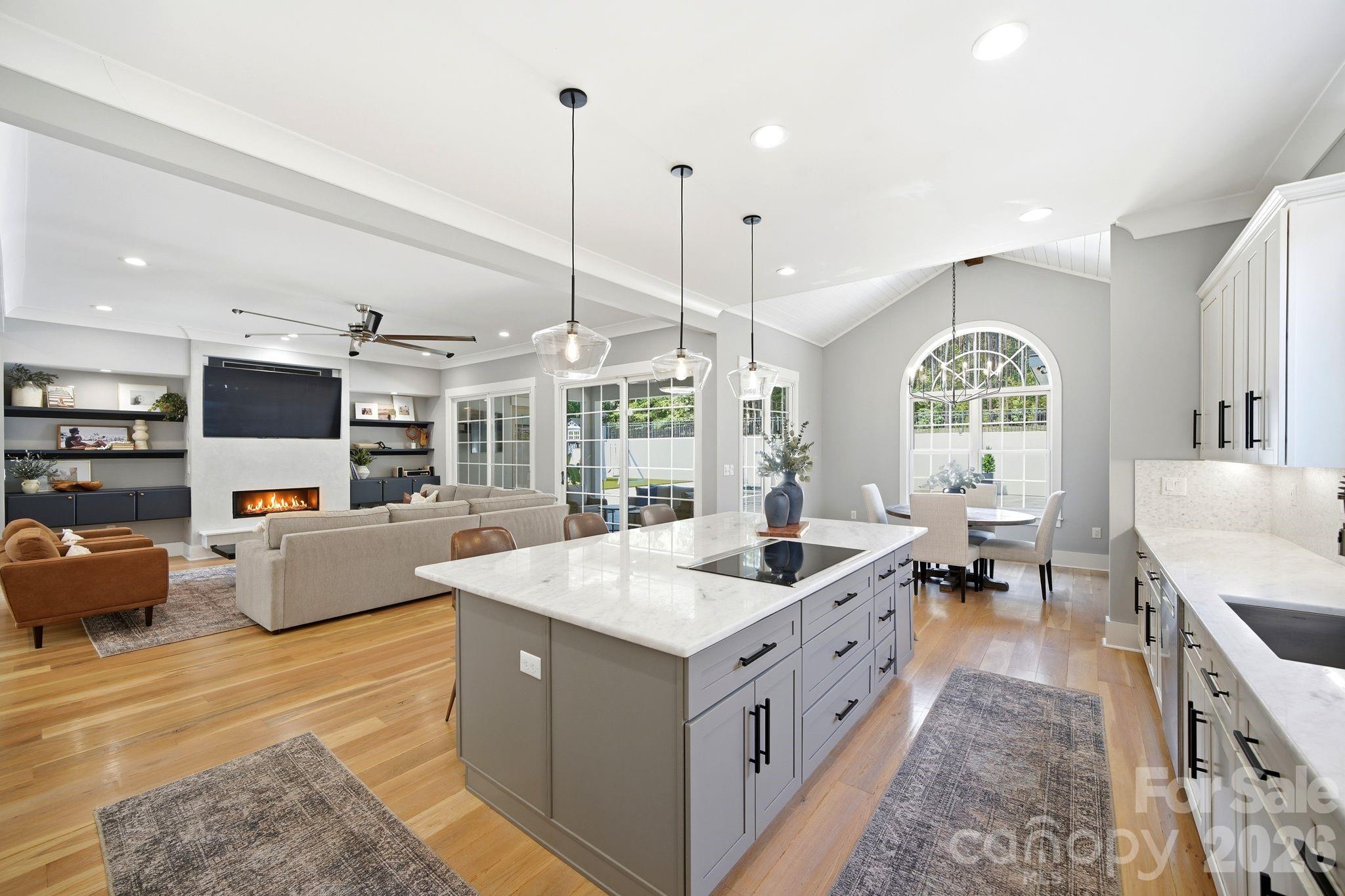 342 Kenway Loop Property Photo 11