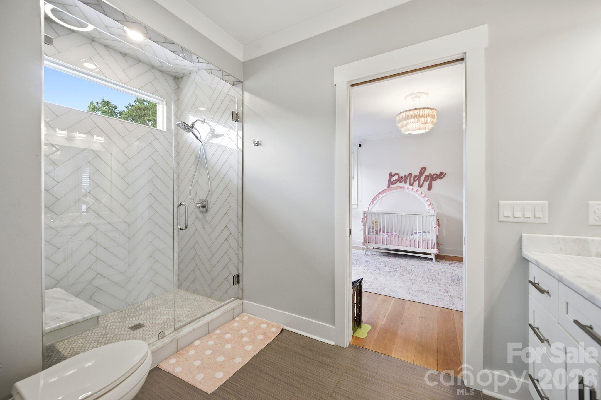 342 Kenway Loop Property Photo 16