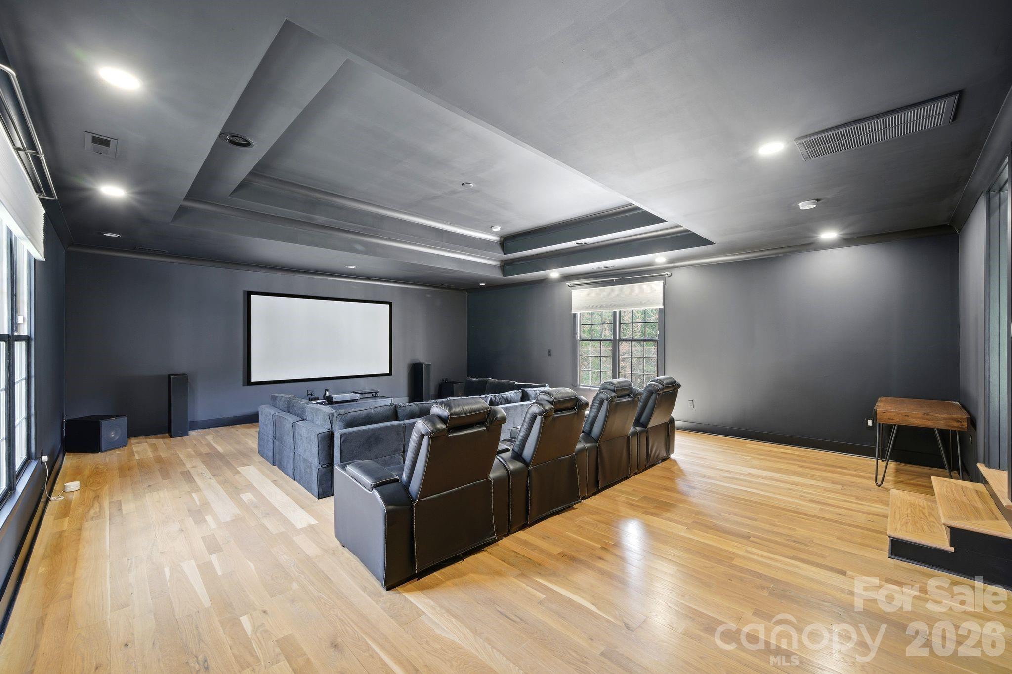 342 Kenway Loop Property Photo 27