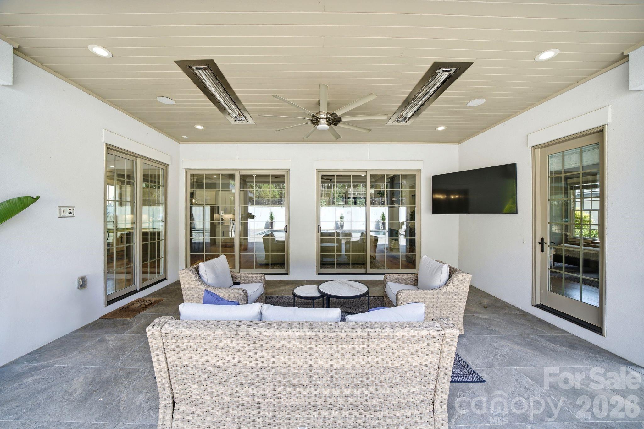 342 Kenway Loop Property Photo 44