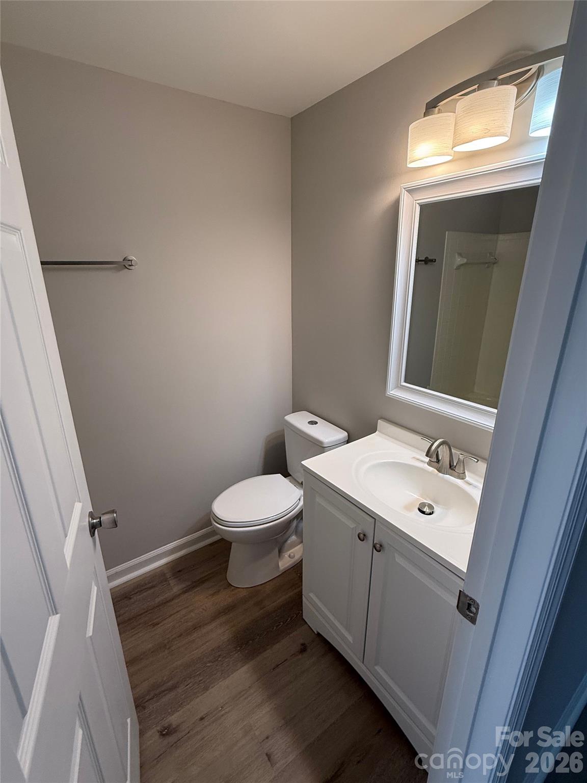 1604 Arlyn Circle J Property Photo 10