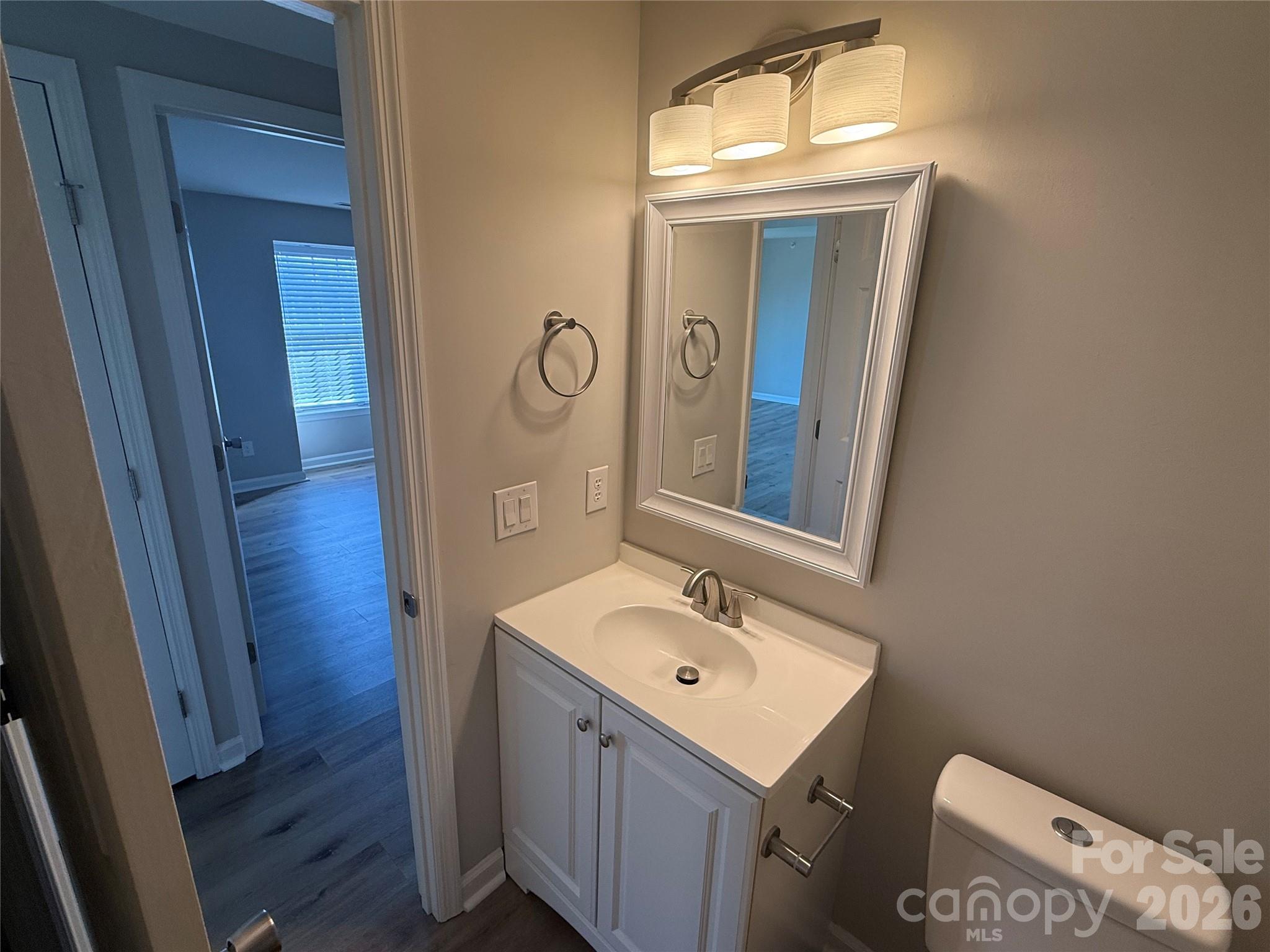 1604 Arlyn Circle J Property Photo 17