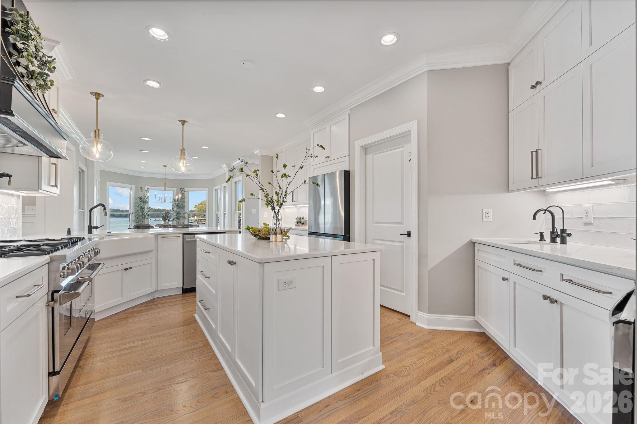 182 Malibu Road Property Photo 10