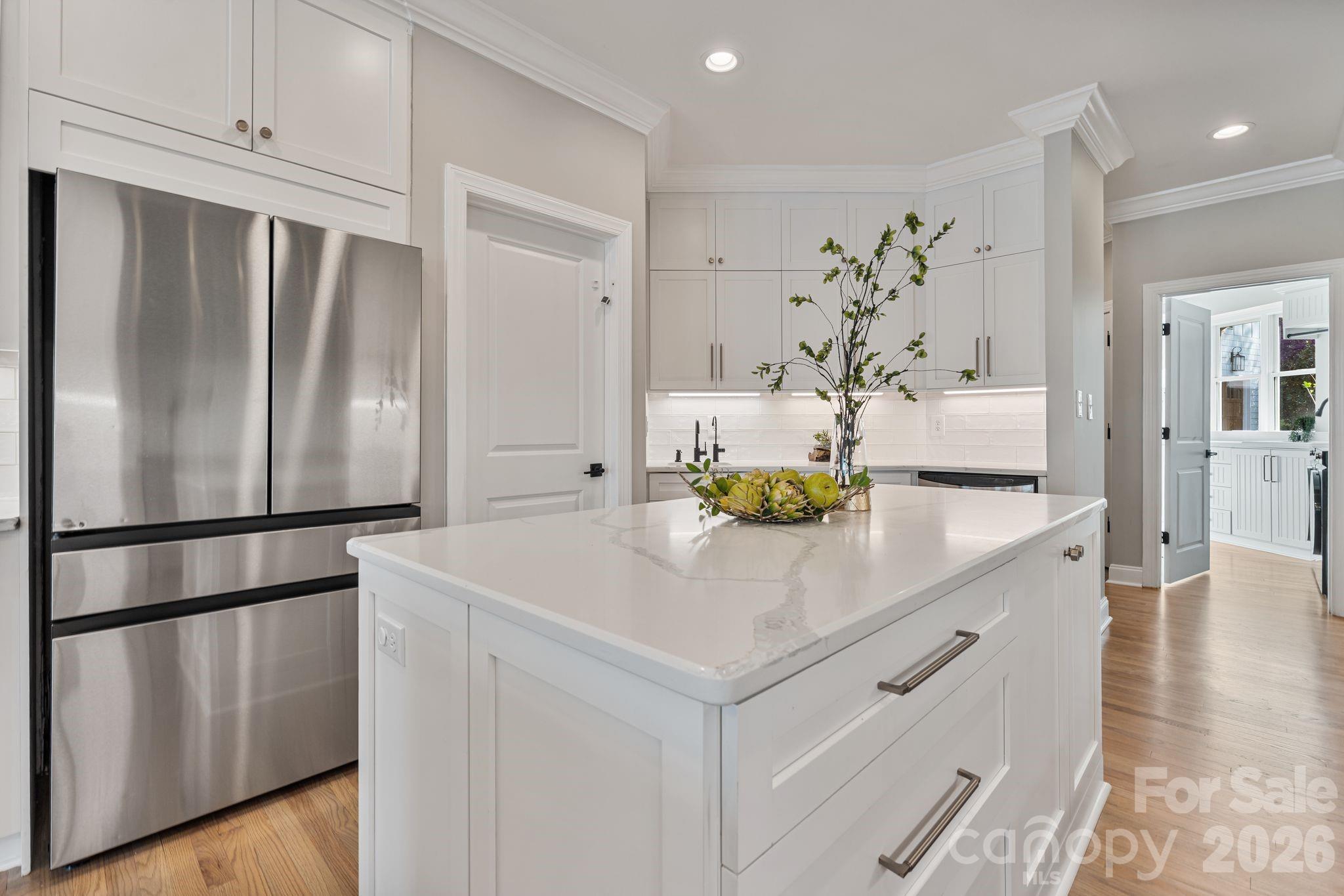 182 Malibu Road Property Photo 12
