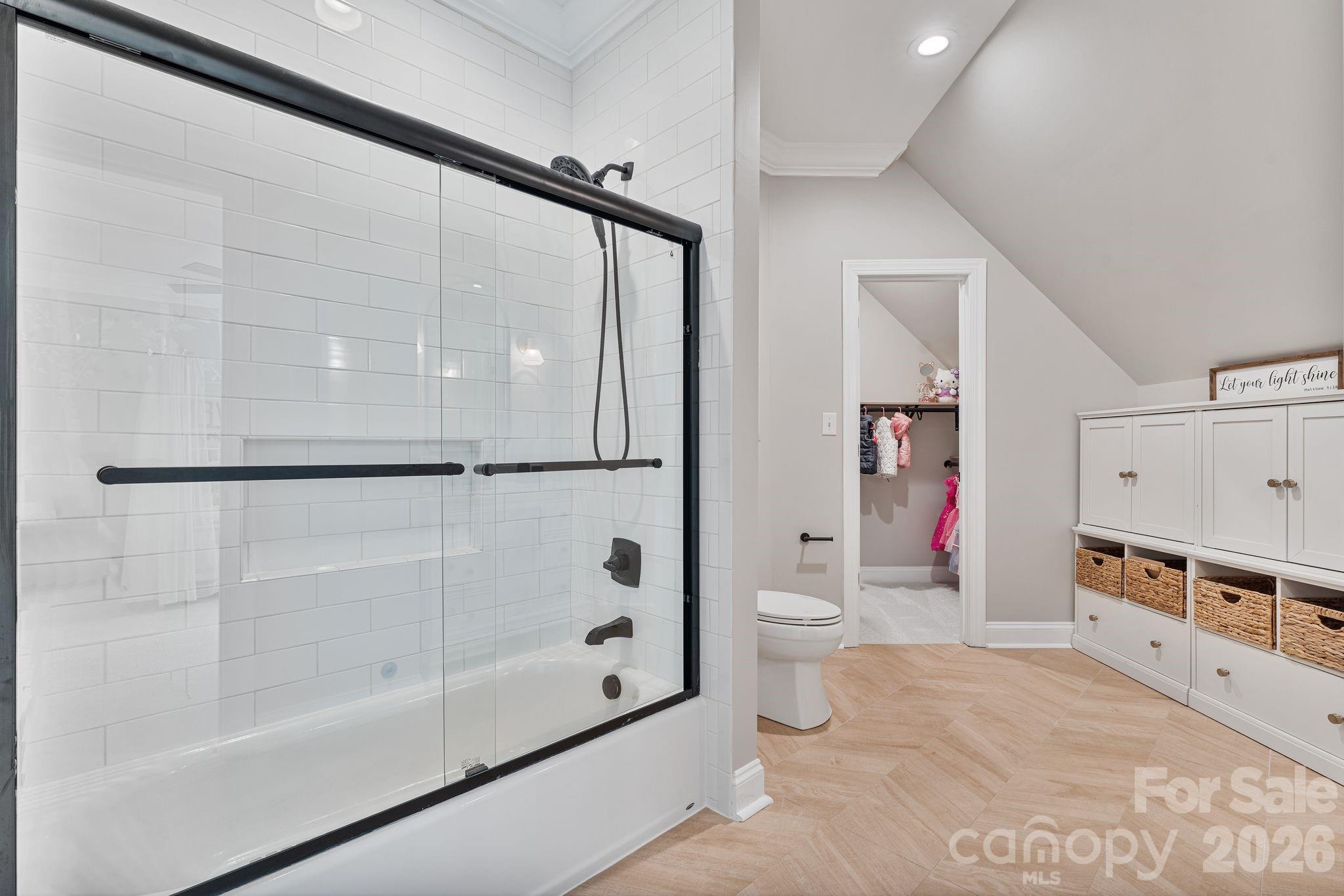 182 Malibu Road Property Photo 28