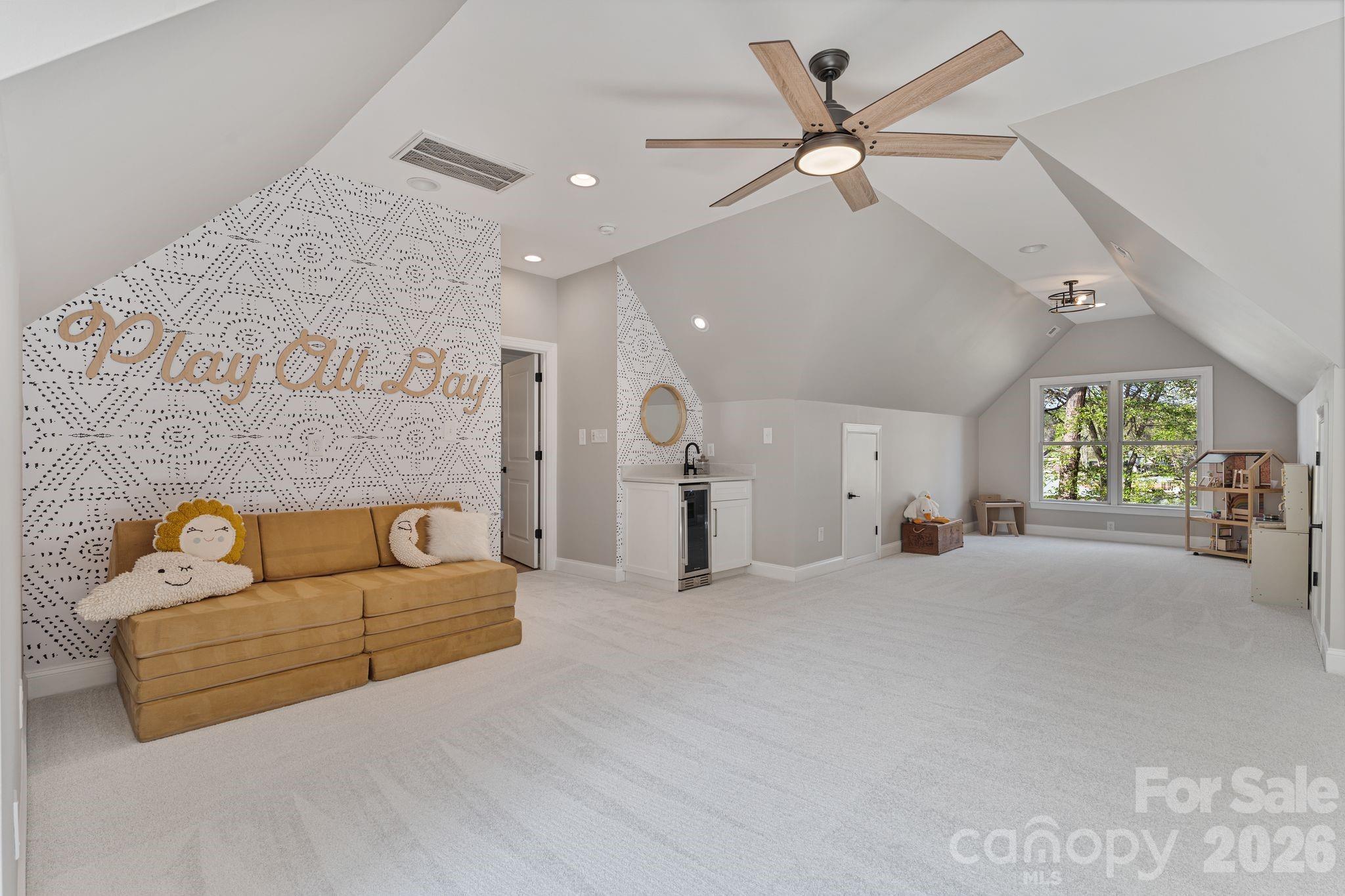182 Malibu Road Property Photo 30