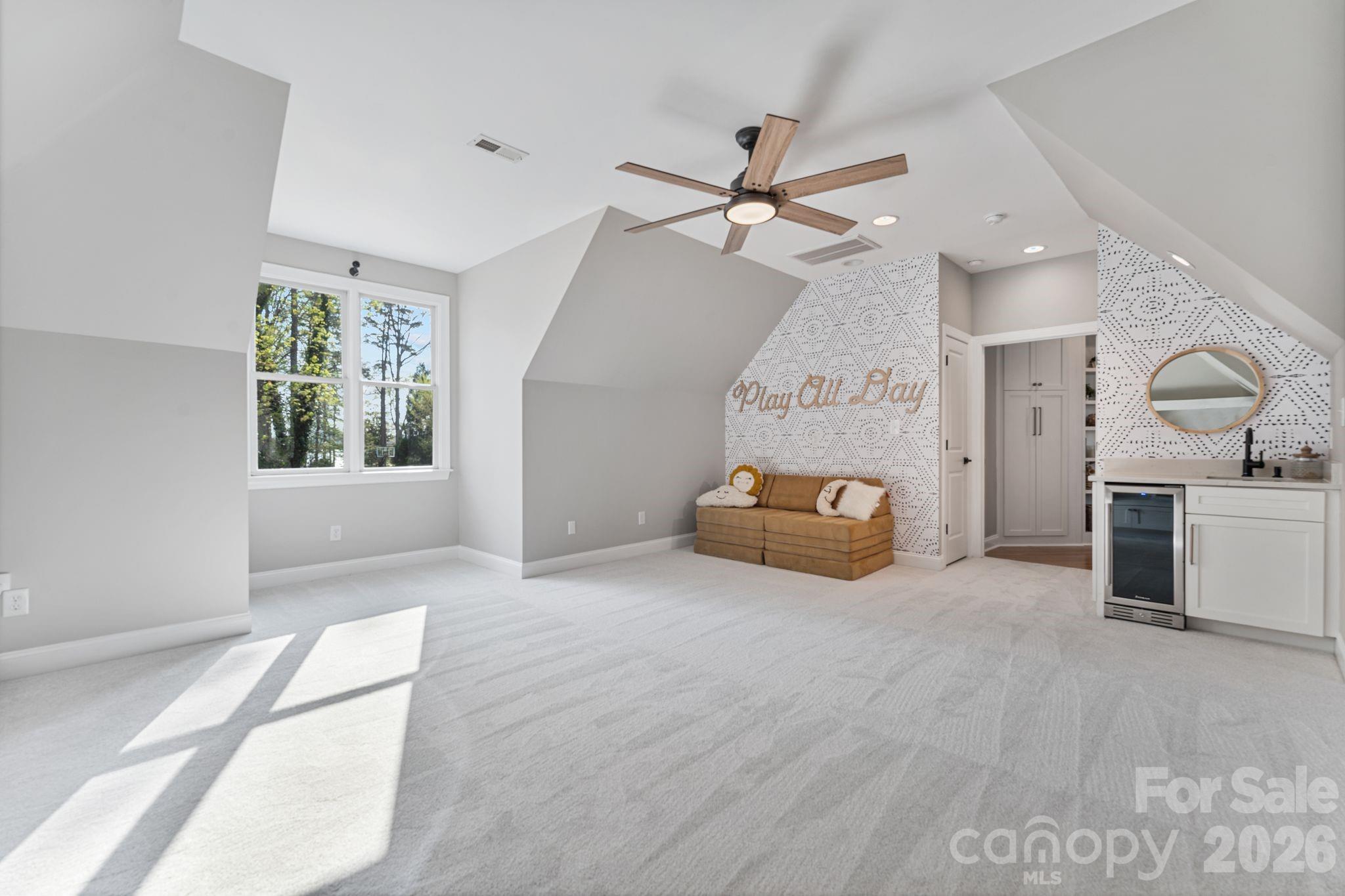 182 Malibu Road Property Photo 31