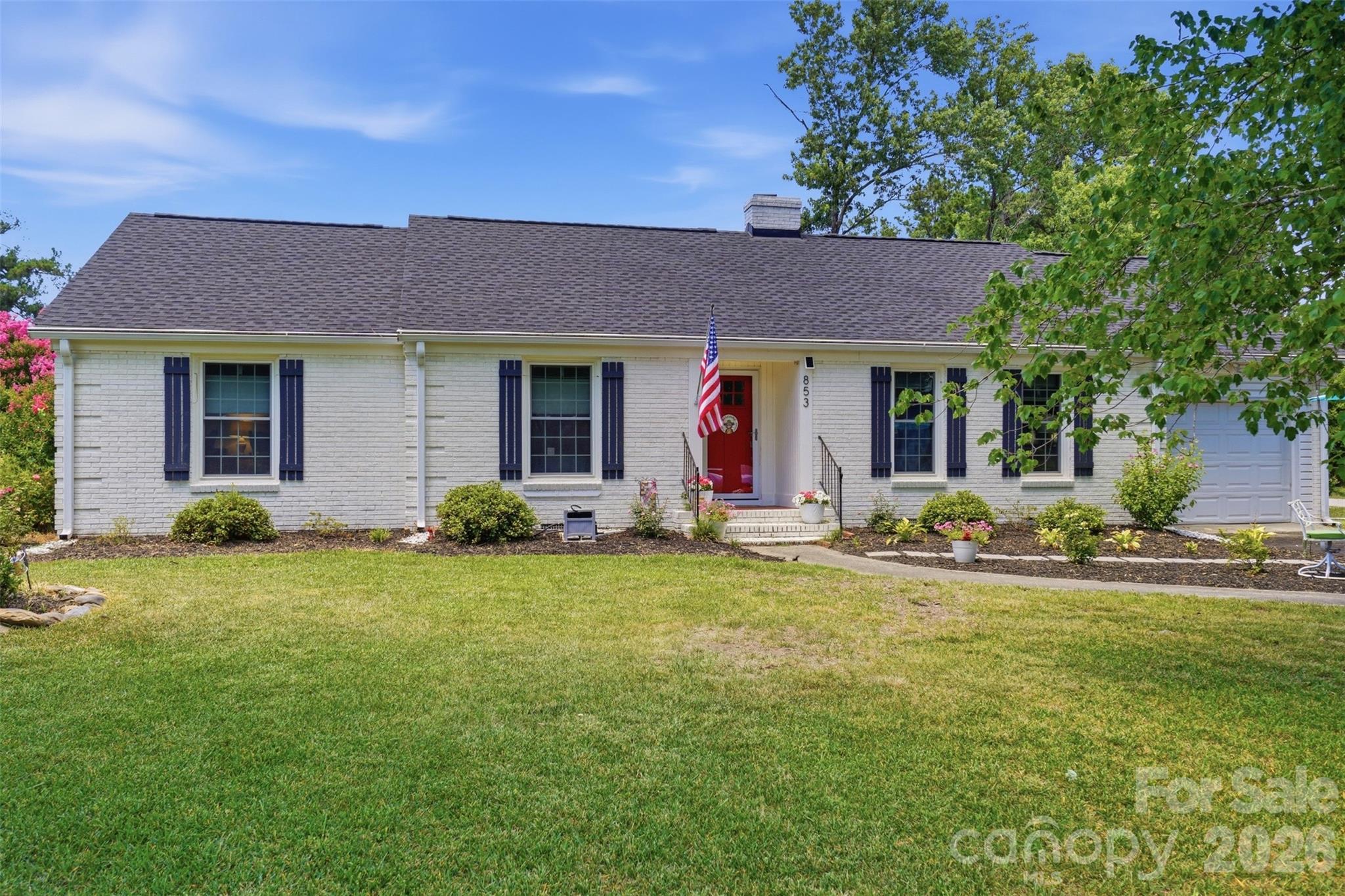 853 Mallory Drive Property Photo 1