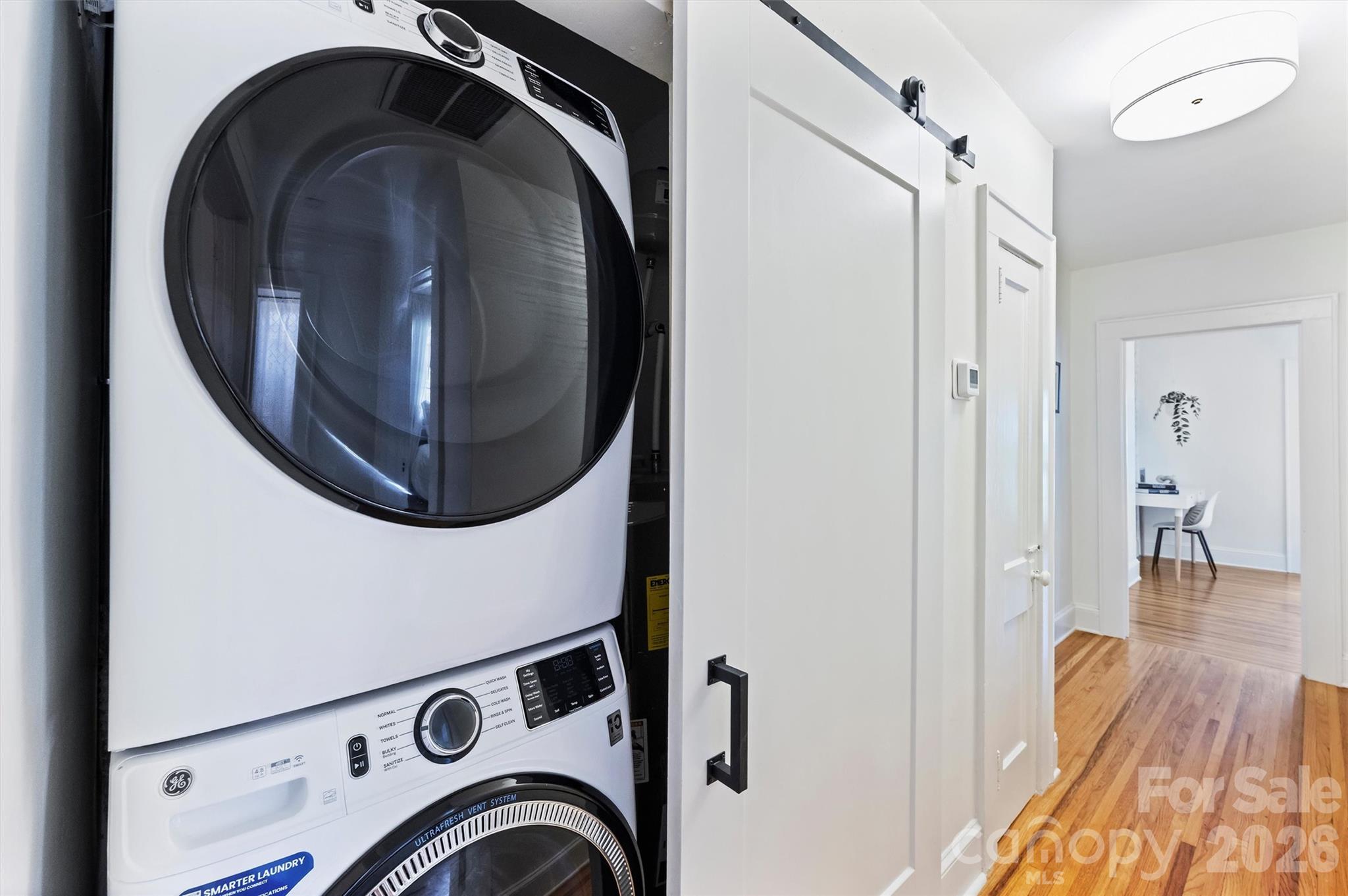 118 N Laurel Avenue Property Photo 16