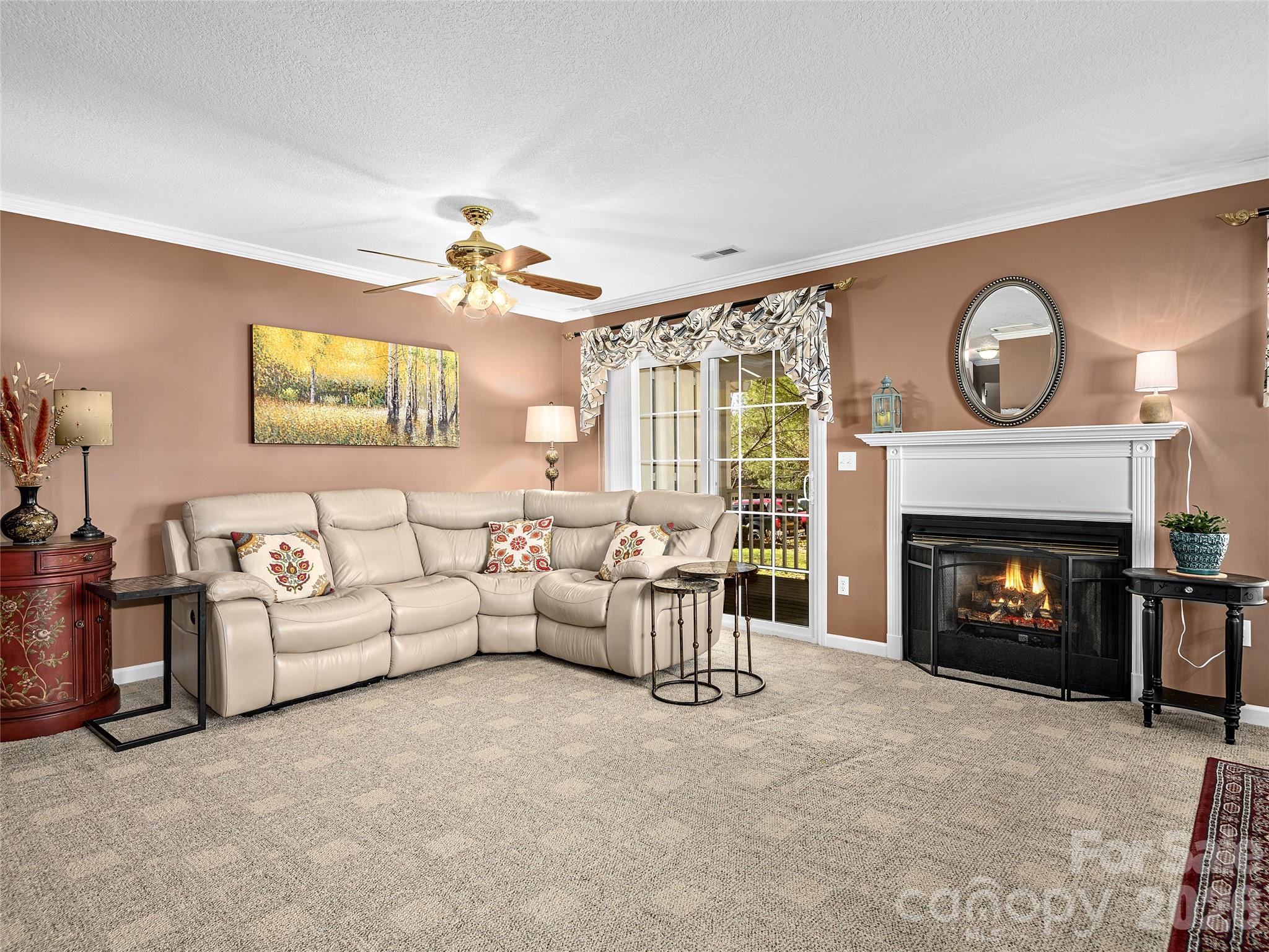 15 Willowick Drive Property Photo 4