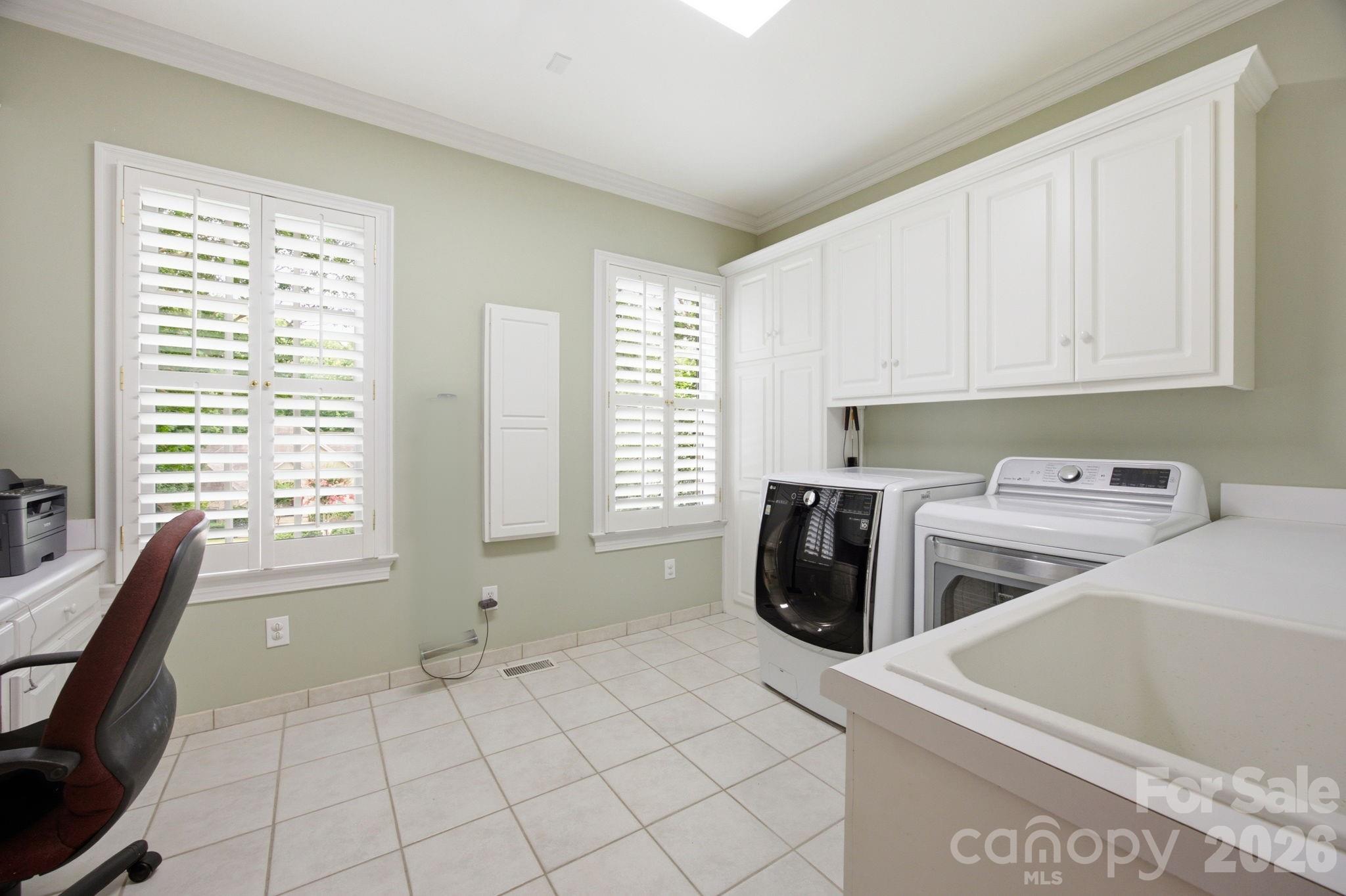 1016 Firethorne Club Drive Property Photo 20