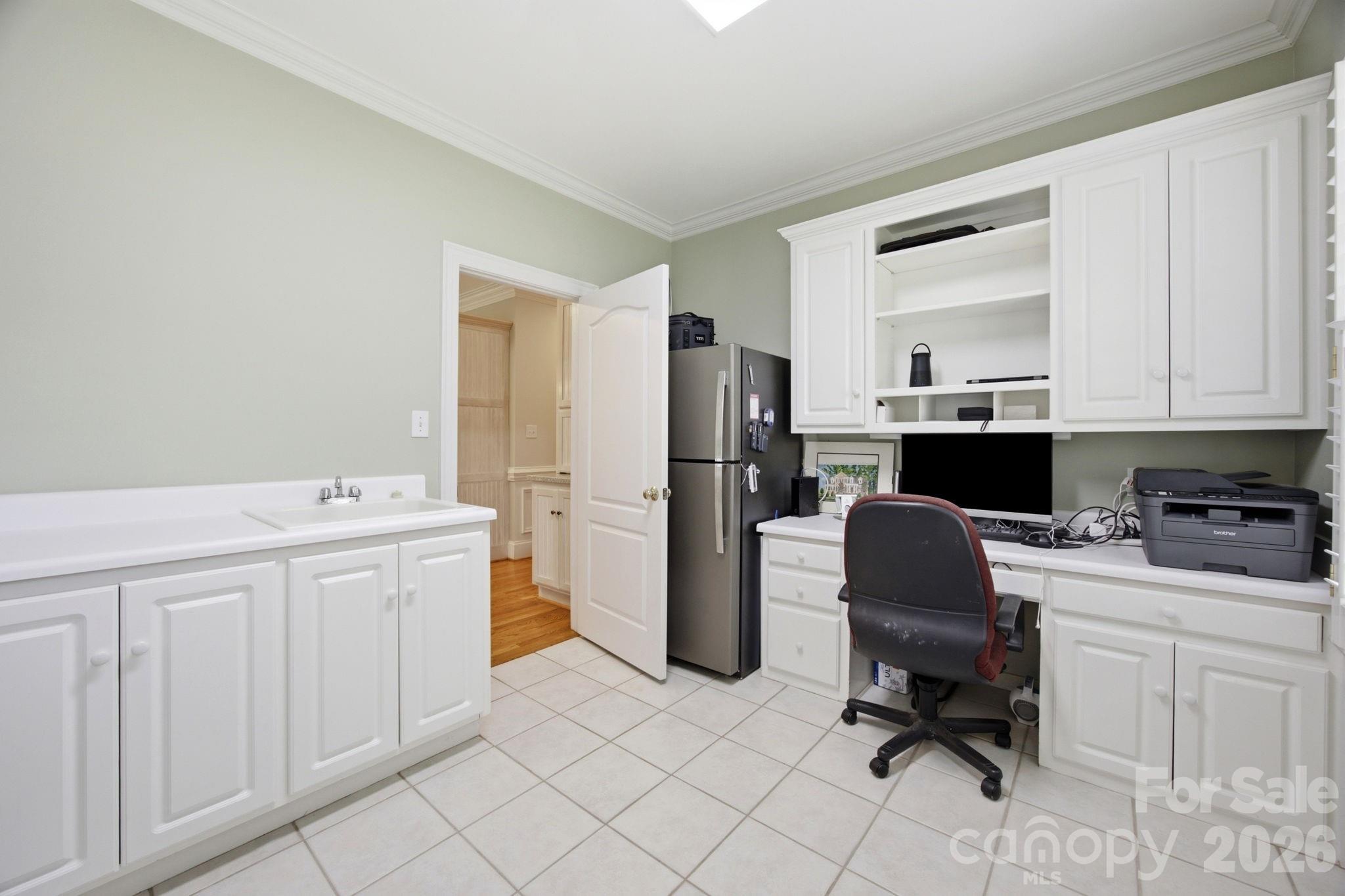 1016 Firethorne Club Drive Property Photo 21