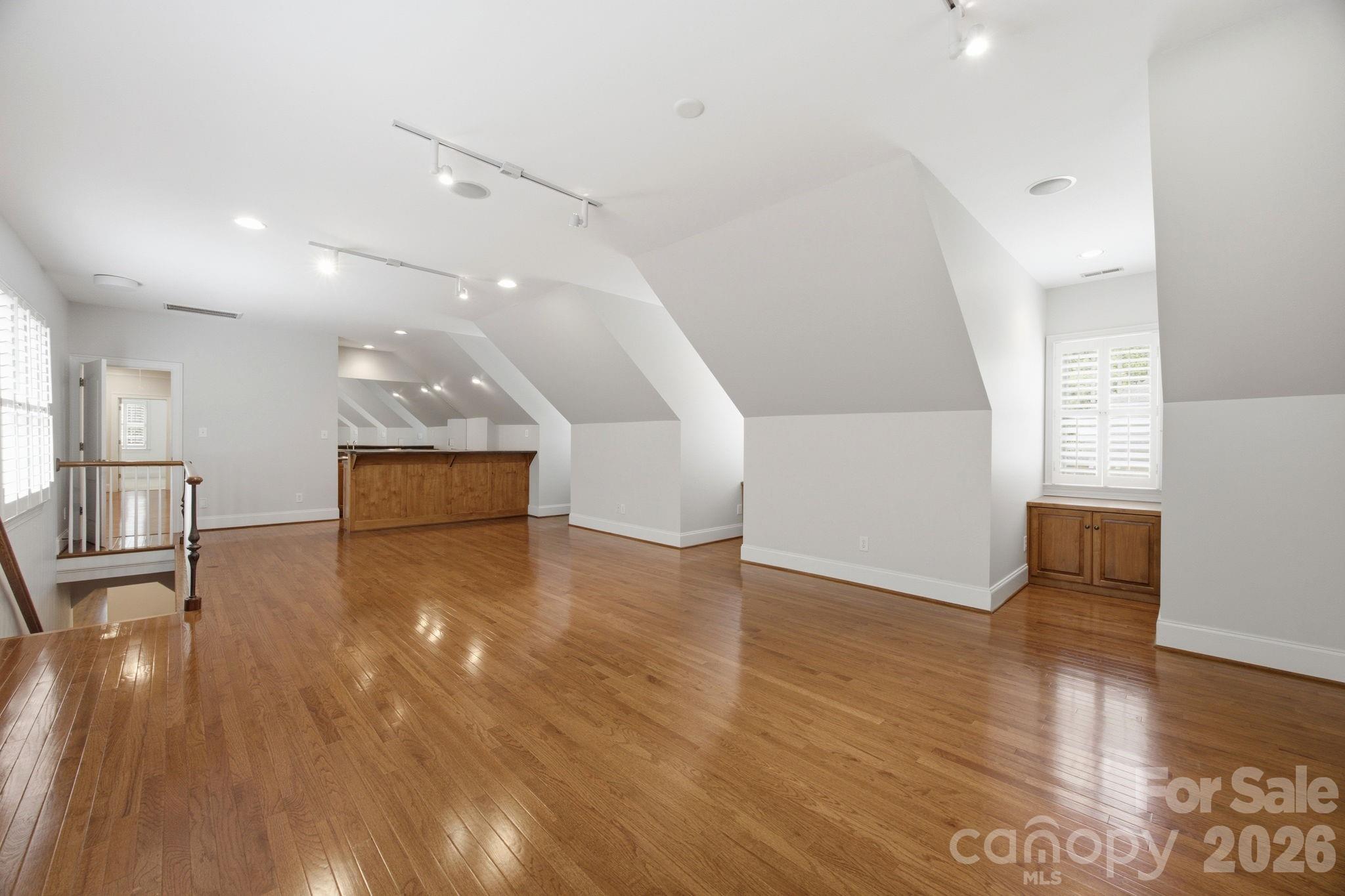 1016 Firethorne Club Drive Property Photo 34