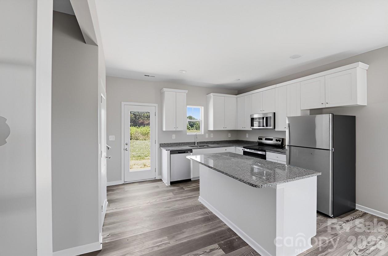 3888 Summerow Road Property Photo 4