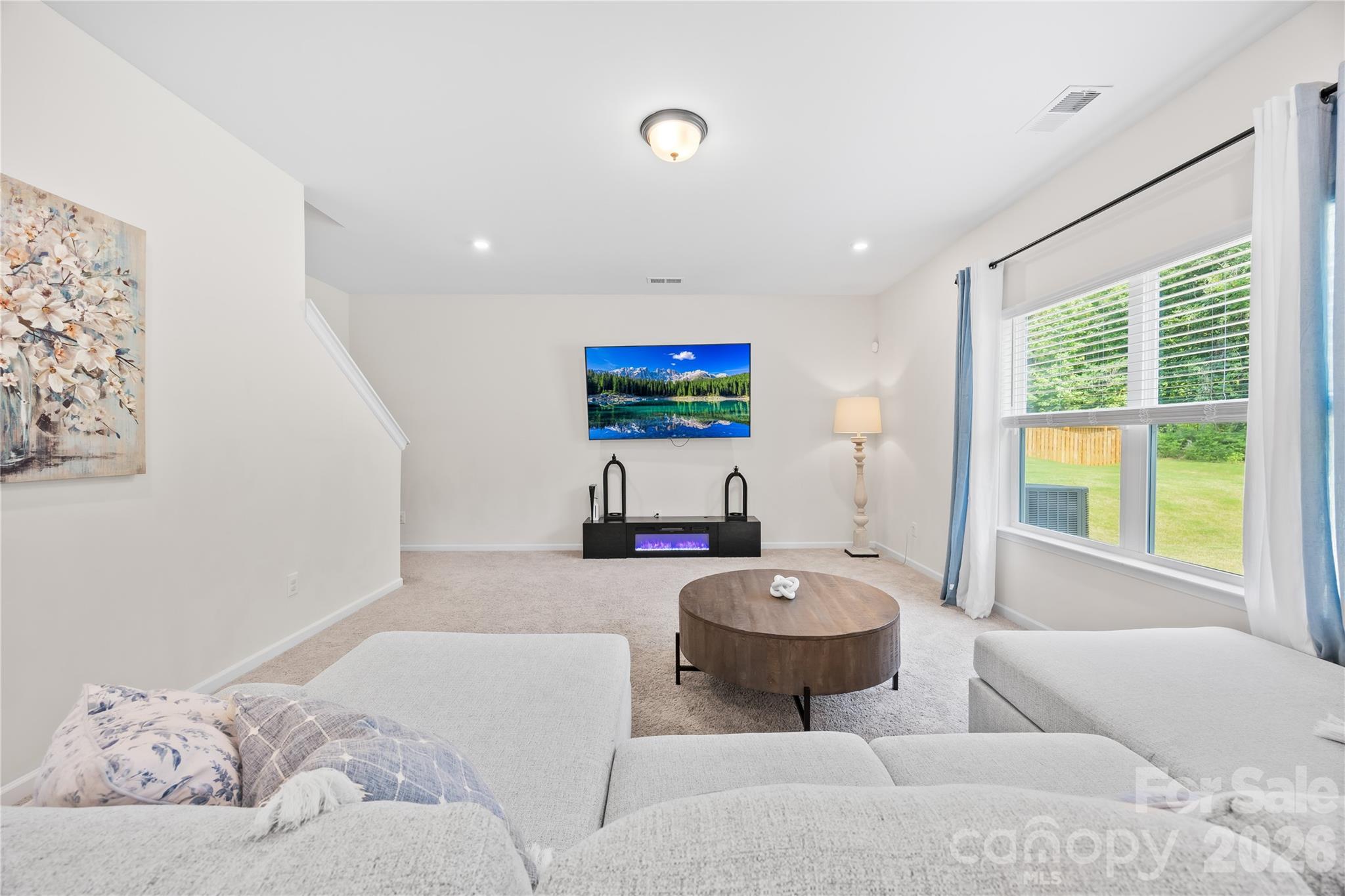 6230 Gala Lane Property Photo 9