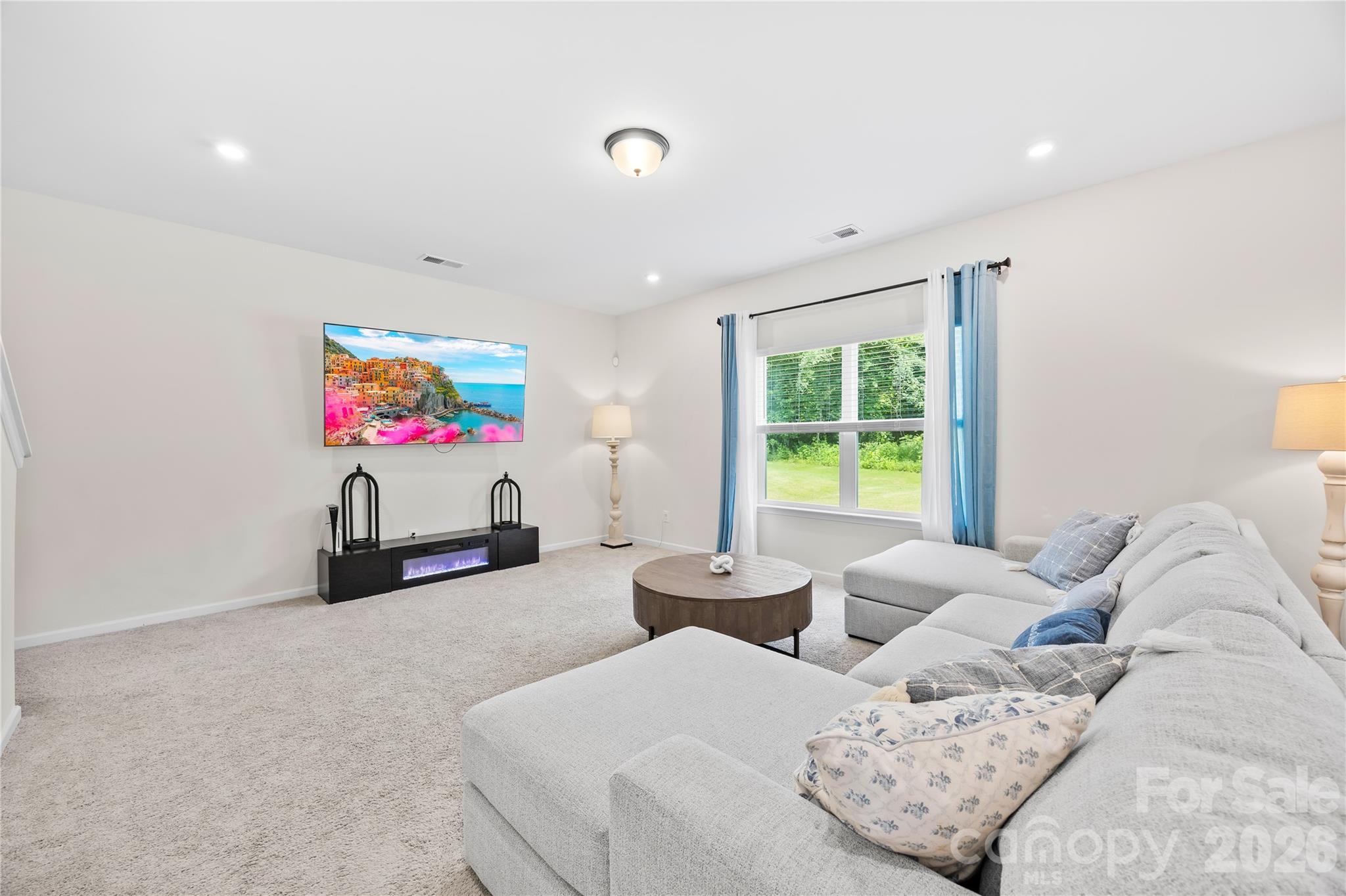 6230 Gala Lane Property Photo 10