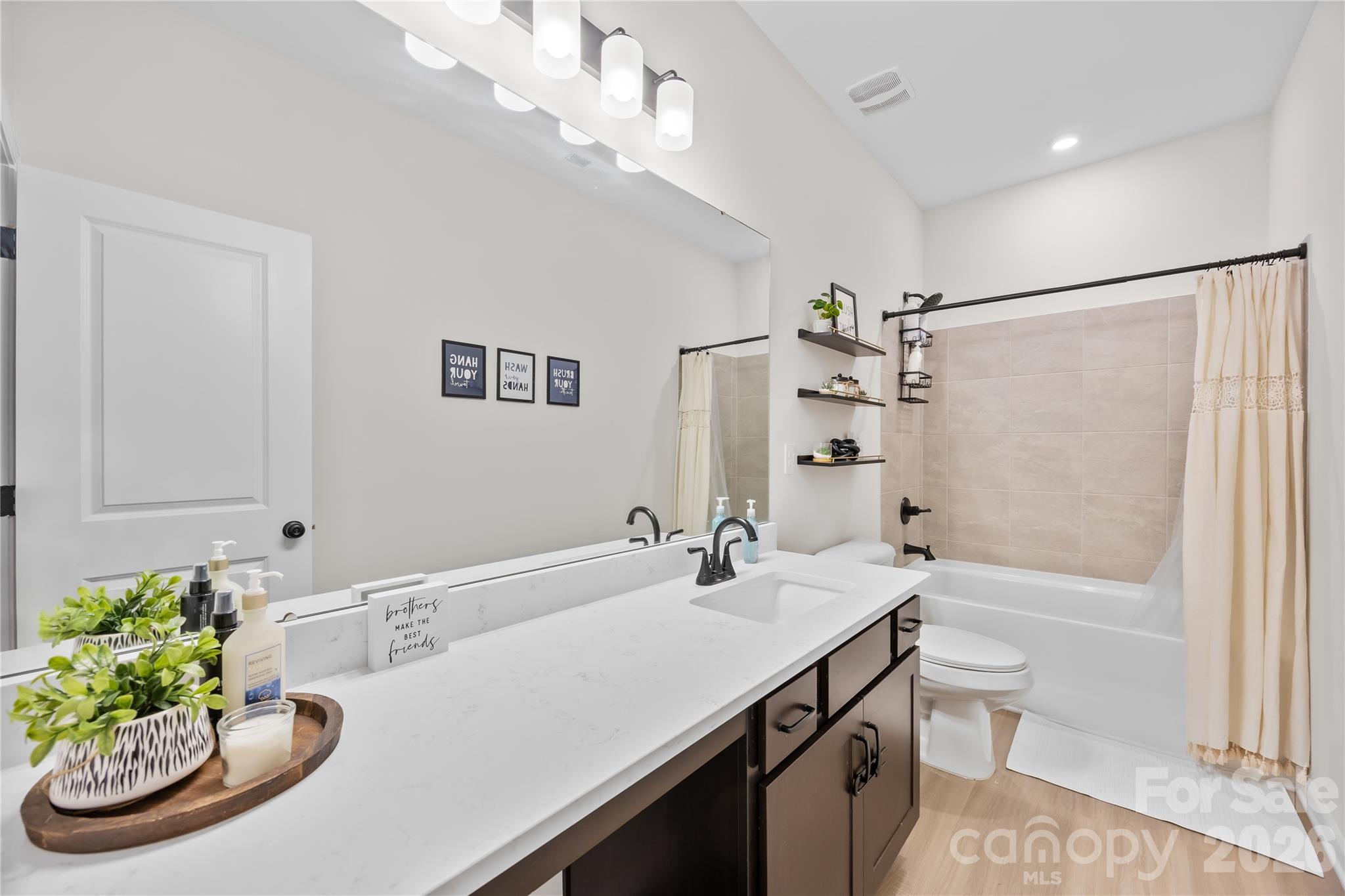 6230 Gala Lane Property Photo 14