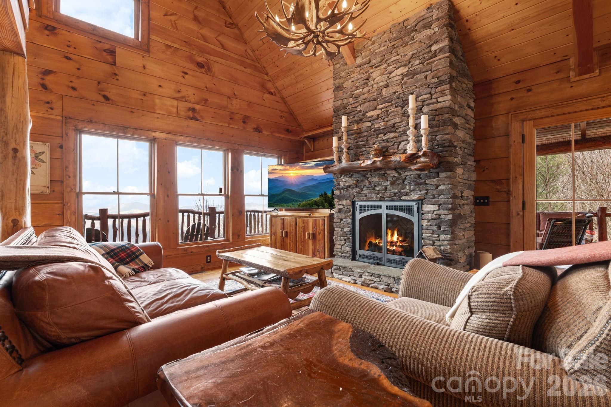 635 Acorn Nvno Property Photo 5