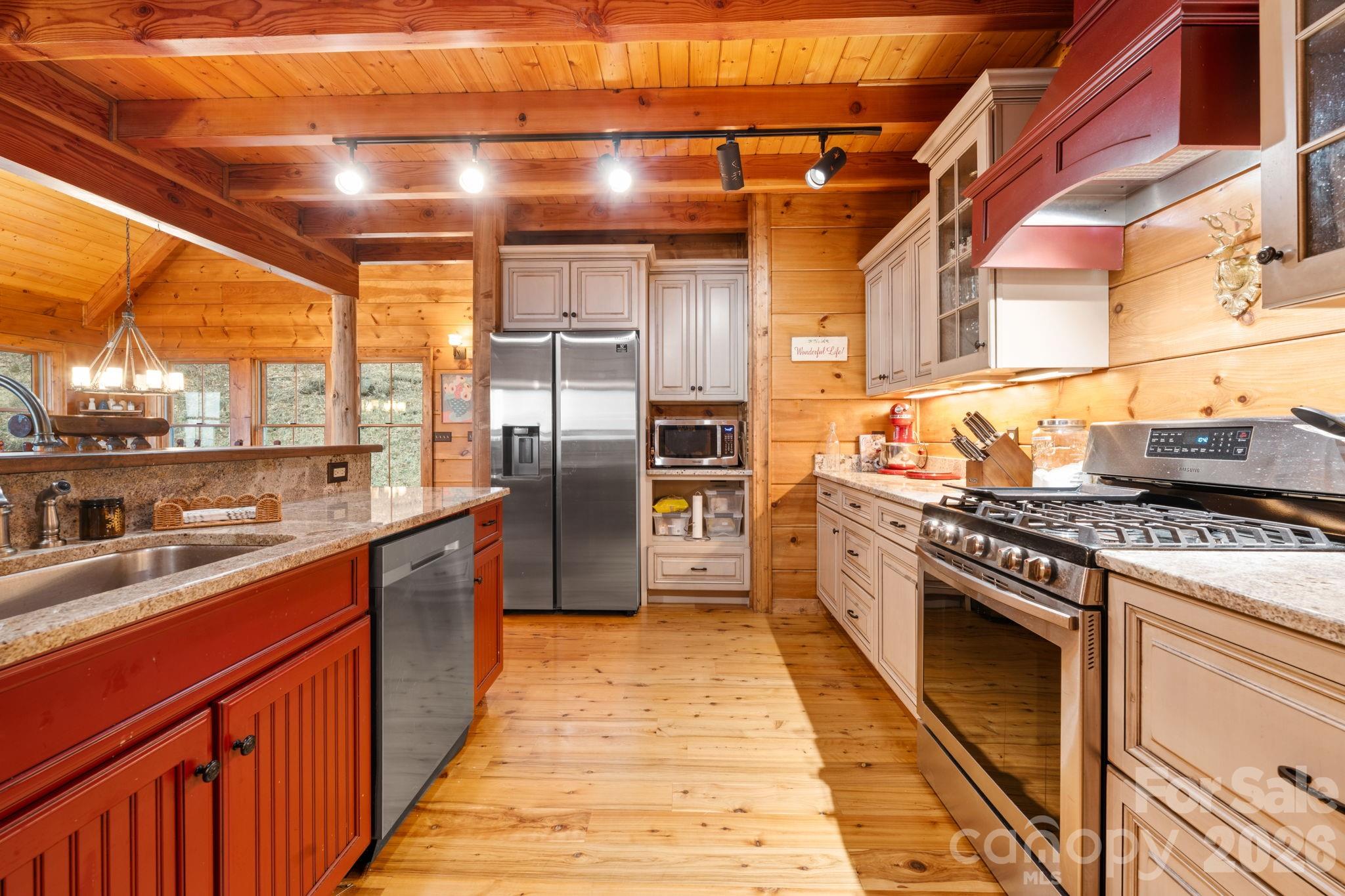635 Acorn Nvno Property Photo 11