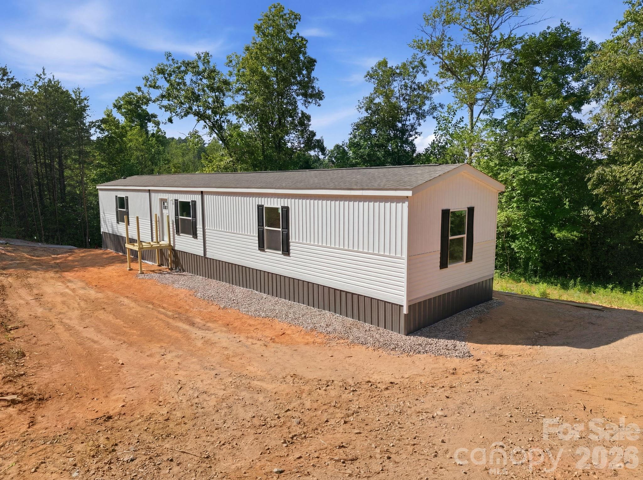 7499 Virginia Ridge Property Photo 1