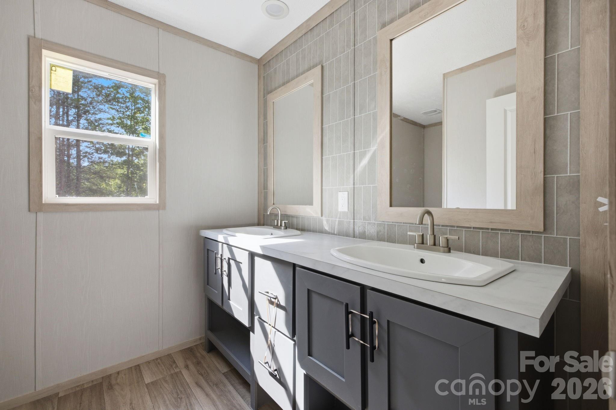 7499 Virginia Ridge Property Photo 13