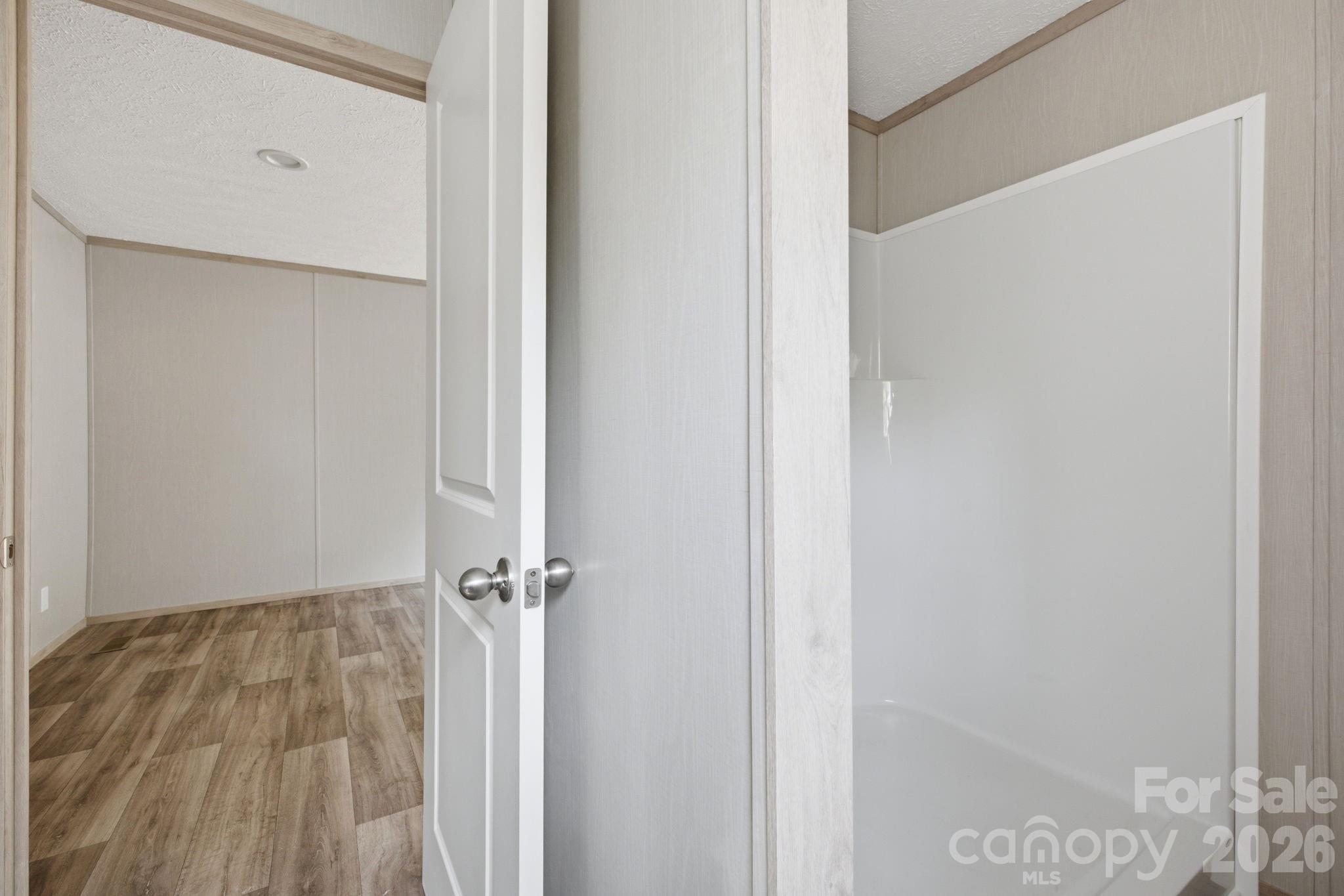 7499 Virginia Ridge Property Photo 18