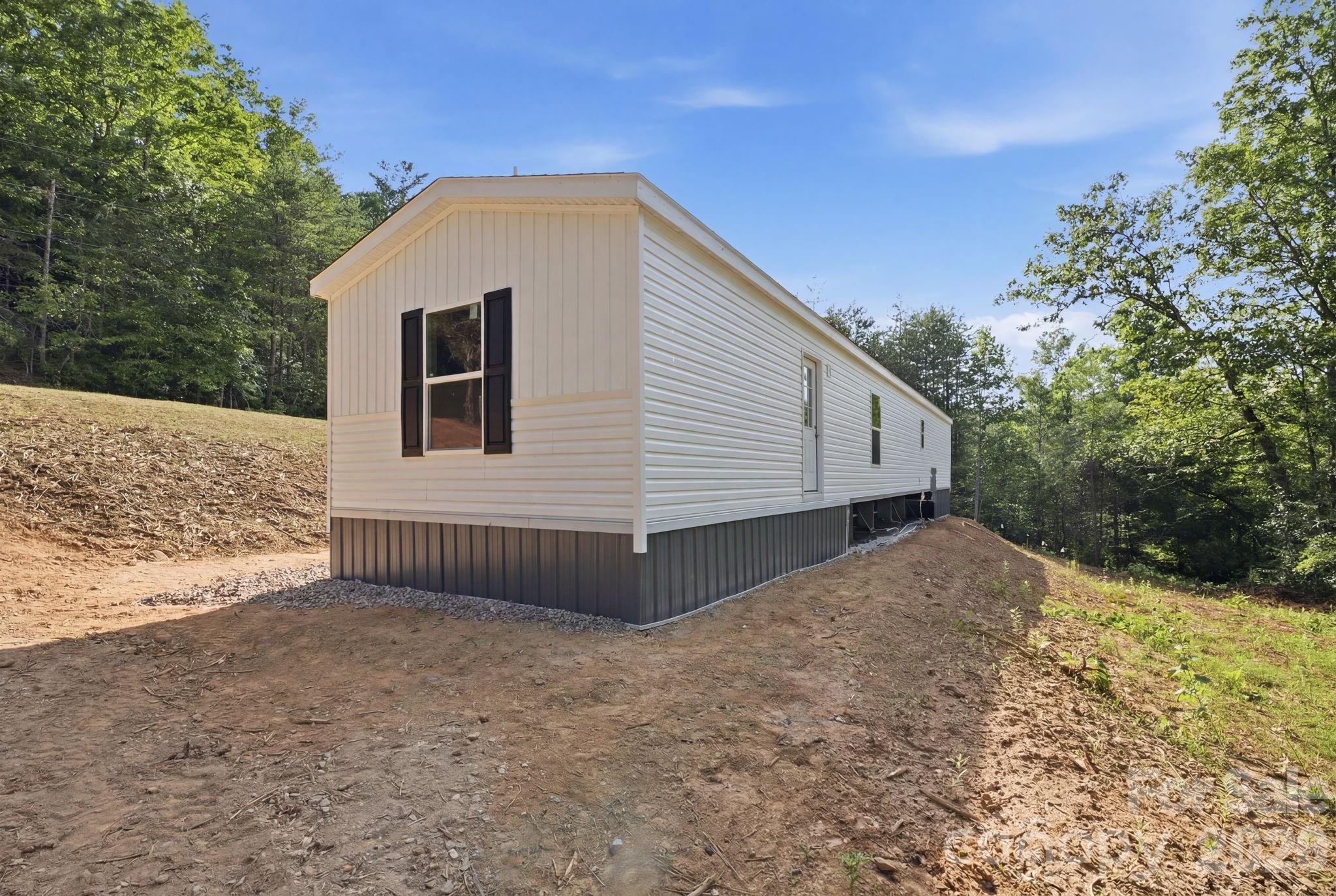 7499 Virginia Ridge Property Photo 22