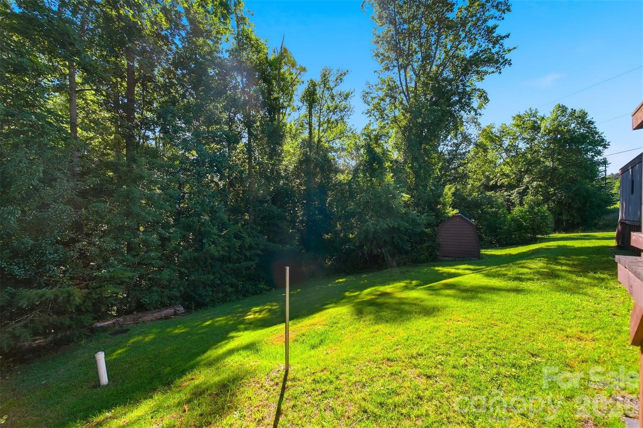 300 Excelsior Drive Property Photo 6