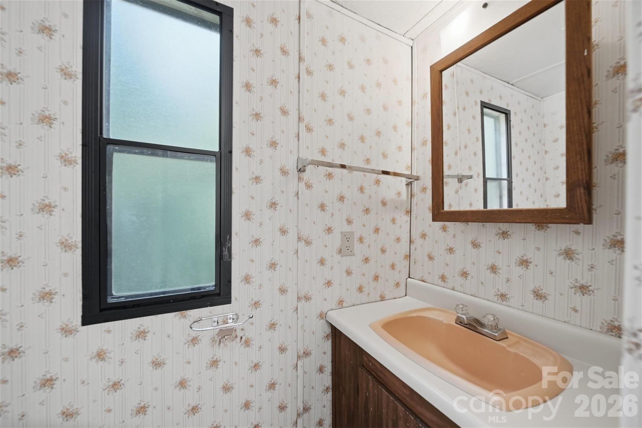 300 Excelsior Drive Property Photo 13