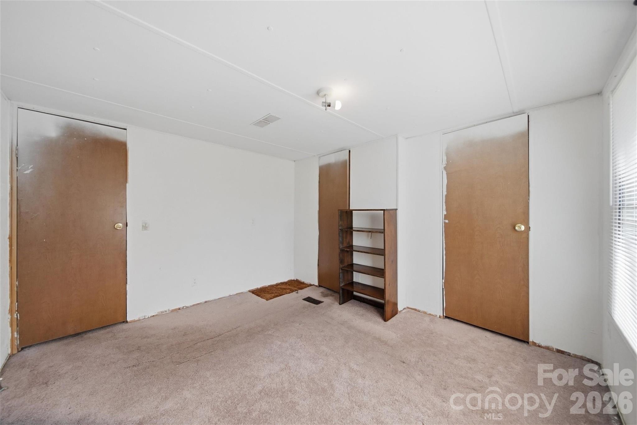 300 Excelsior Drive Property Photo 16