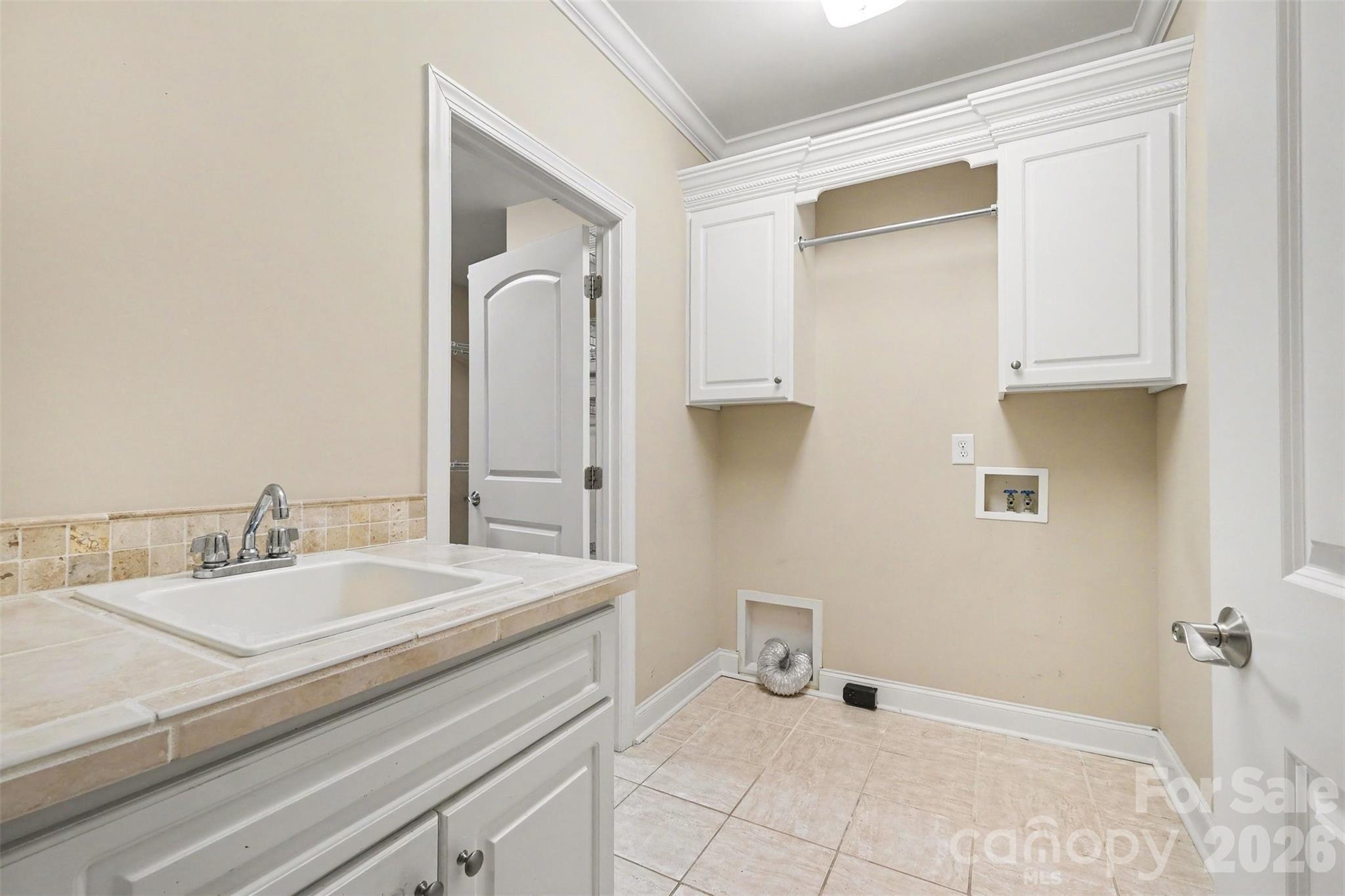 115 Blakemore Drive Property Photo 23