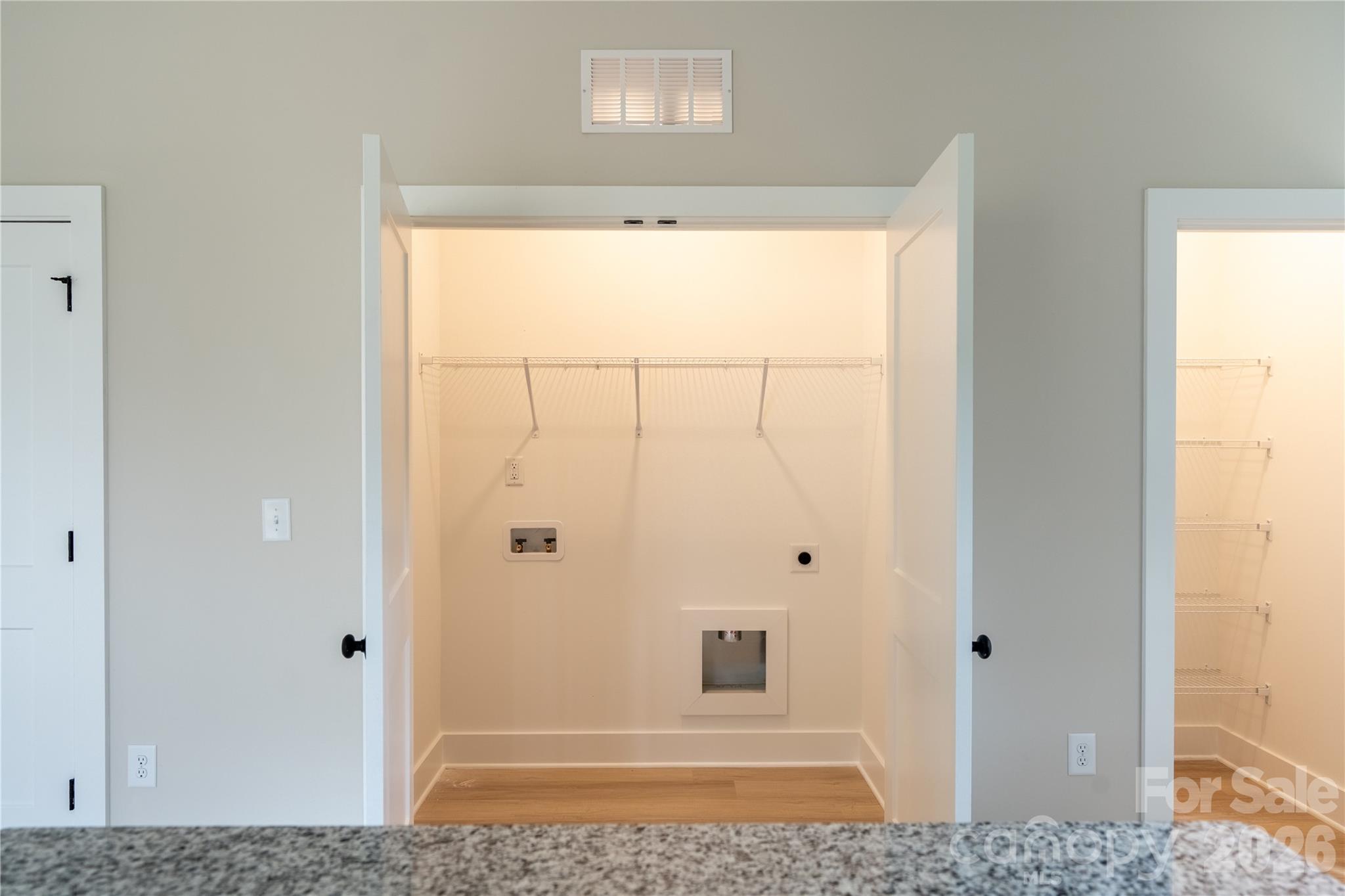 840 S Fourth Street Property Photo 5