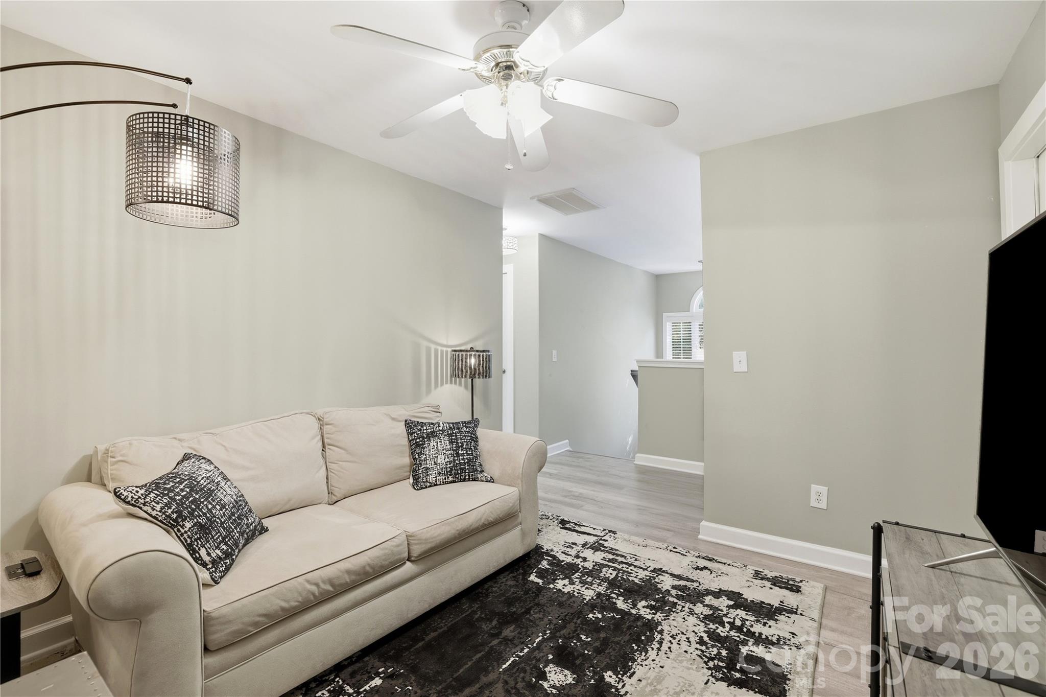 754 Winding Way Property Photo 23